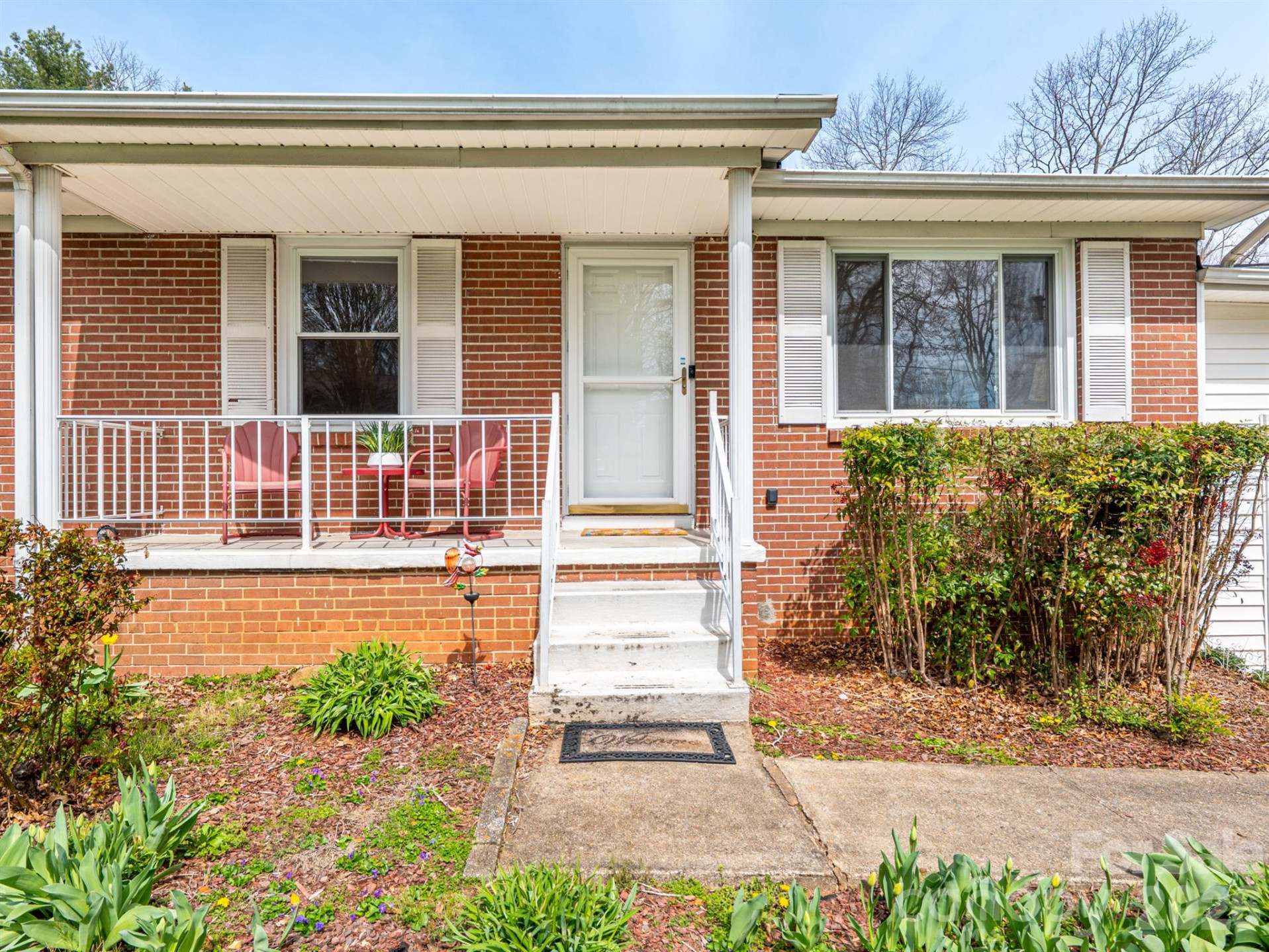 56 Skyview Terrace - Photo 7