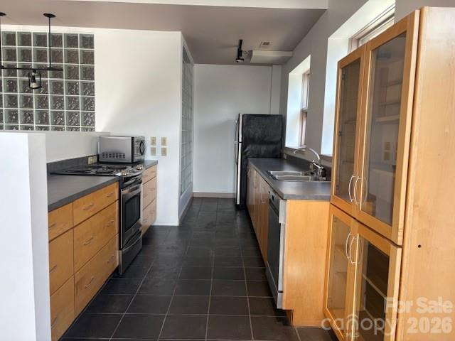 38 1/2 Battery Park Avenue - Photo 16