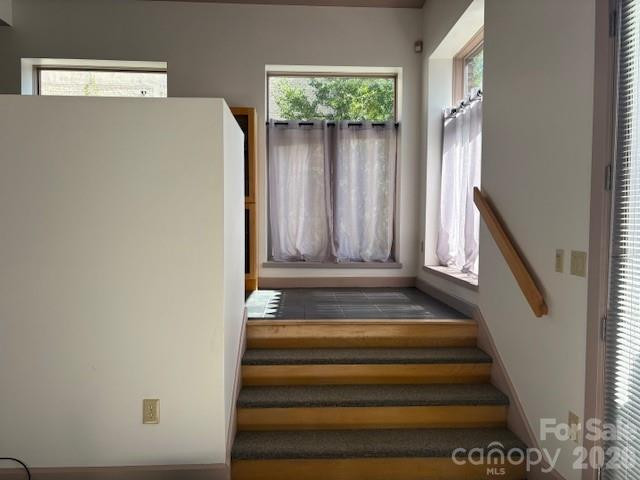 38 1/2 Battery Park Avenue - Photo 19