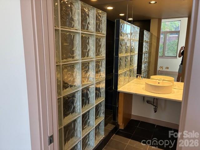 38 1/2 Battery Park Avenue - Photo 5