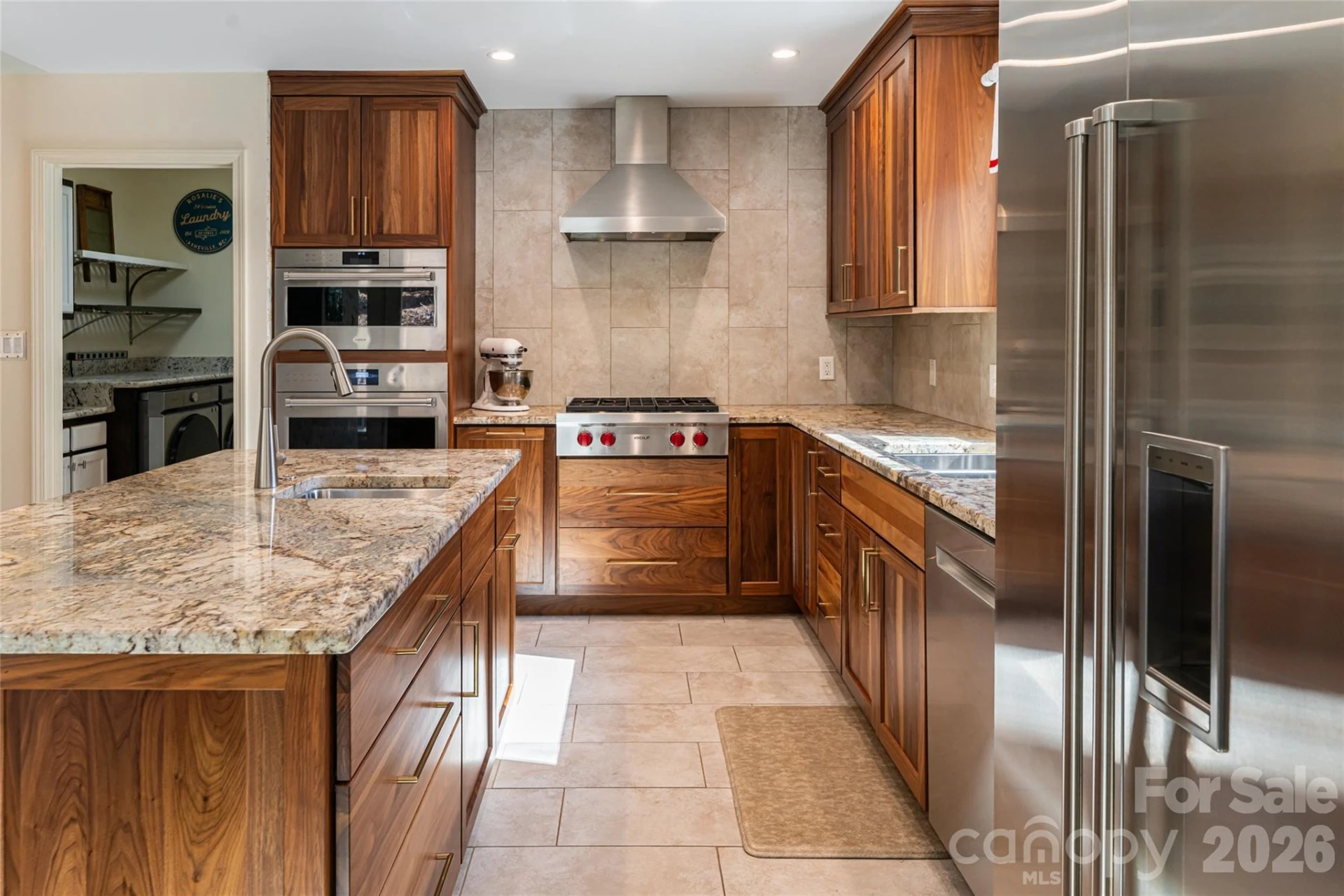 106 Oak Hollow Court - Photo 2