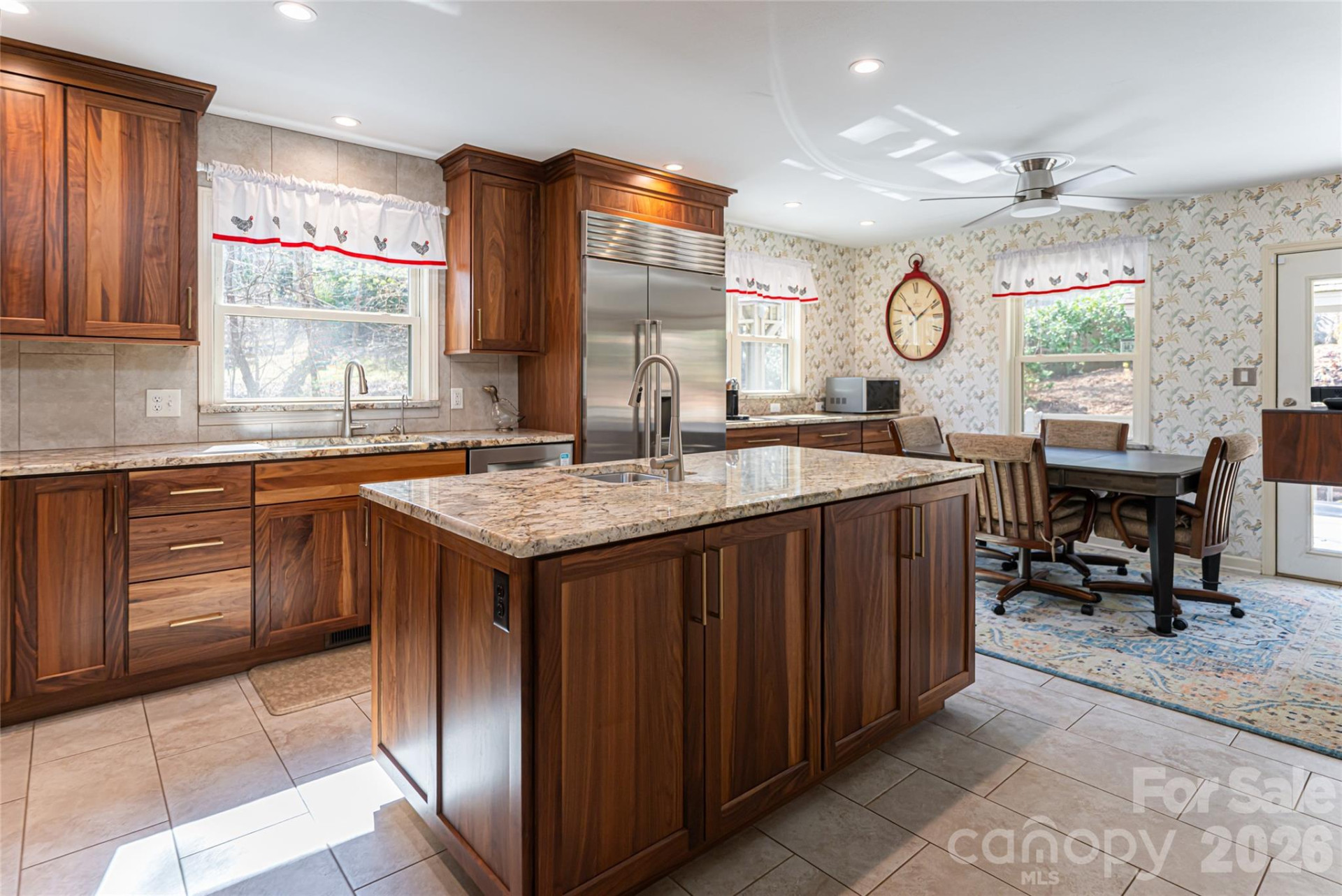 106 Oak Hollow Court - Photo 13