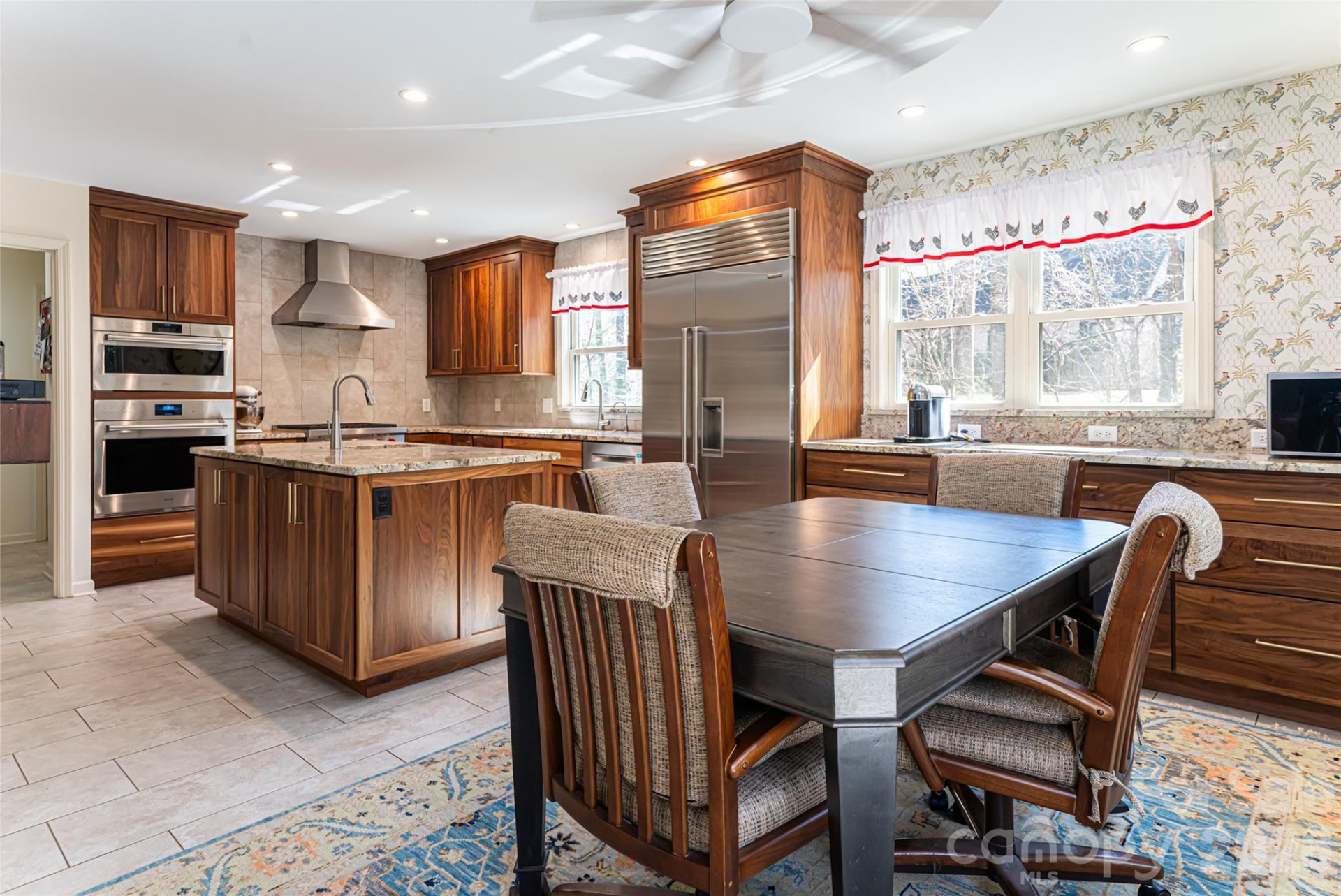 106 Oak Hollow Court - Photo 18