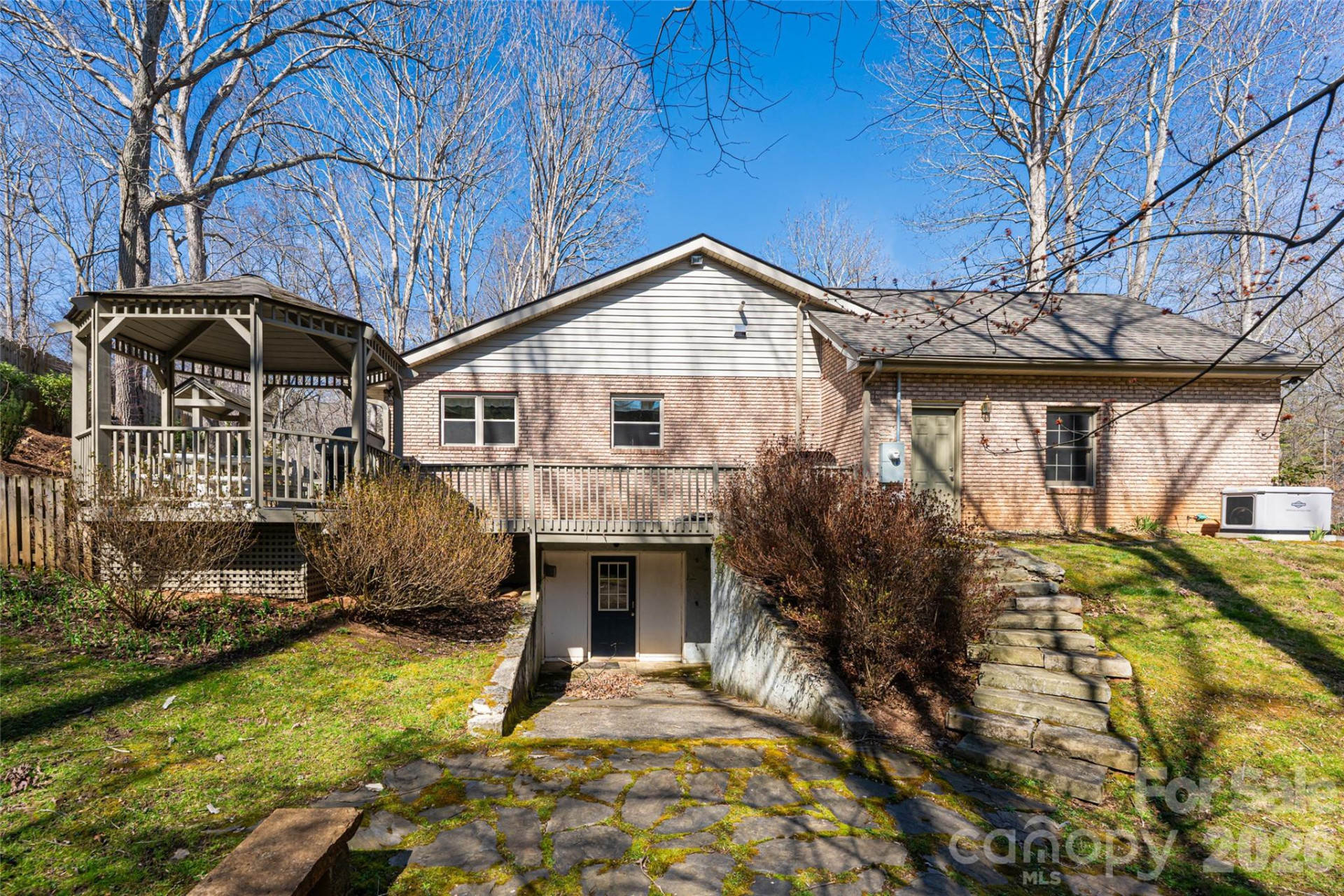 106 Oak Hollow Court - Photo 43