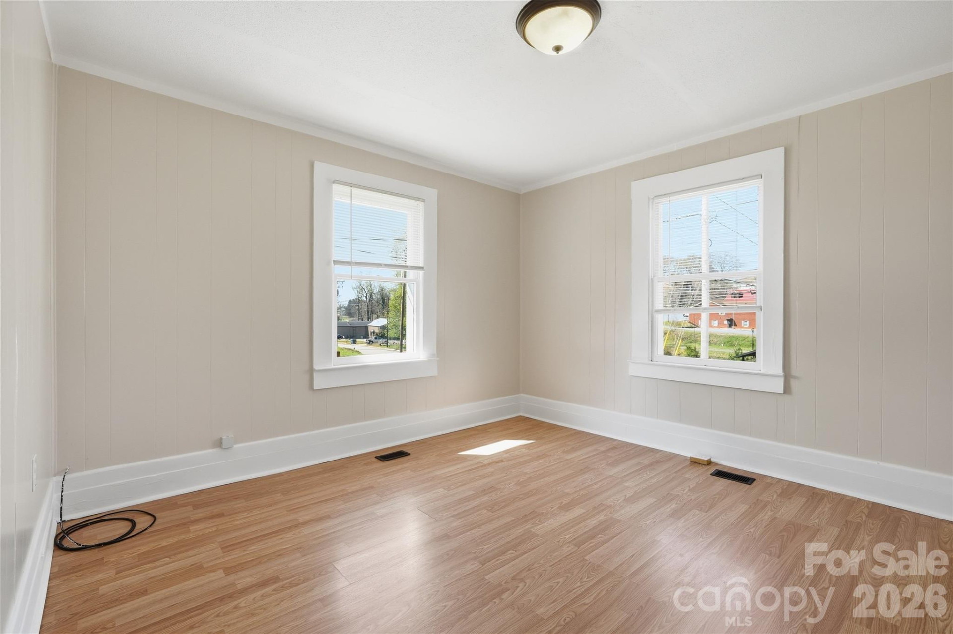 346 Cleghorn Street - Photo 16