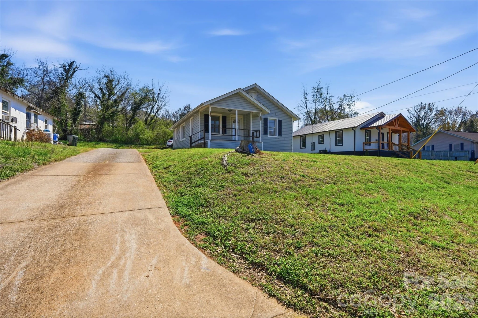 346 Cleghorn Street - Photo 3
