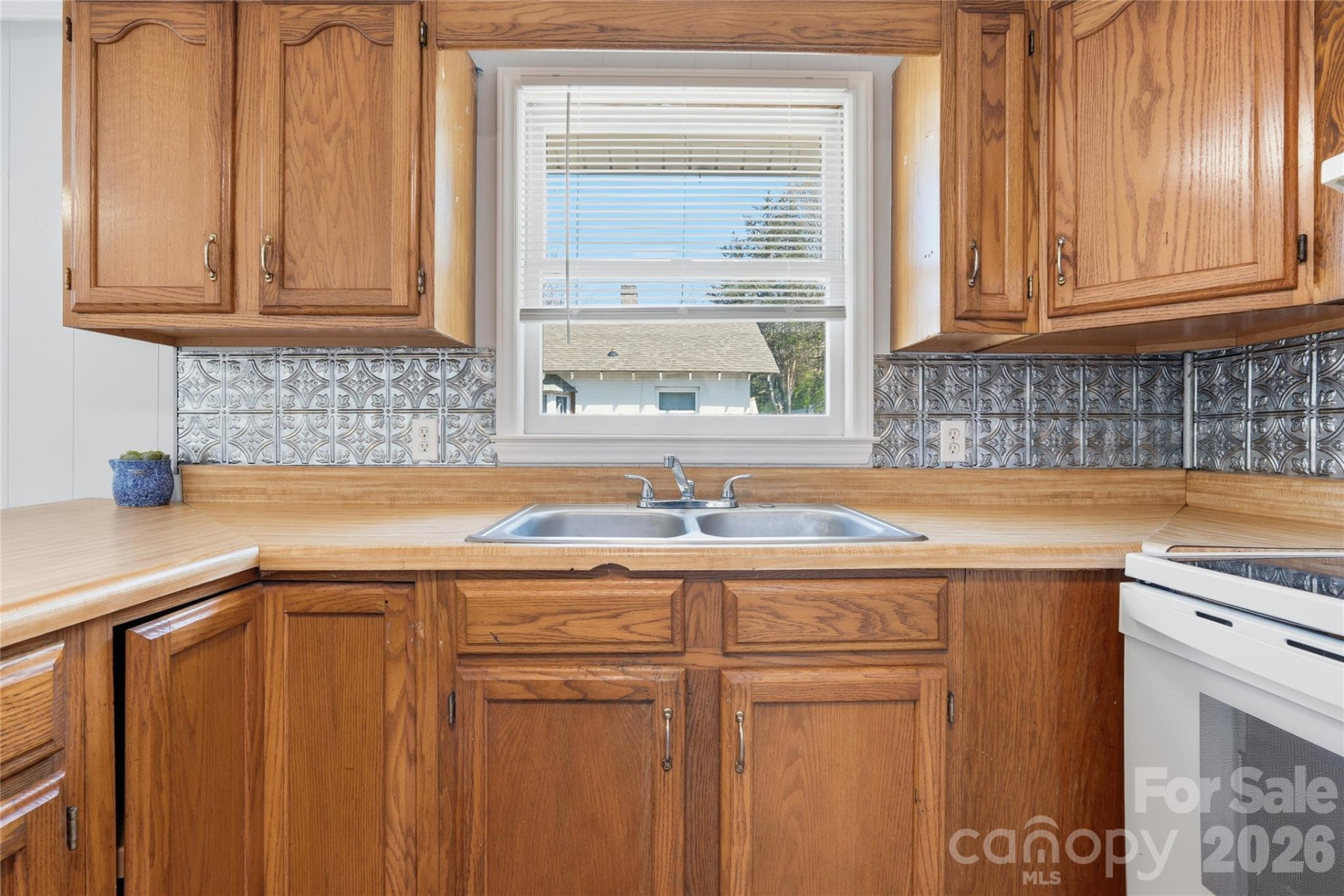 346 Cleghorn Street - Photo 7