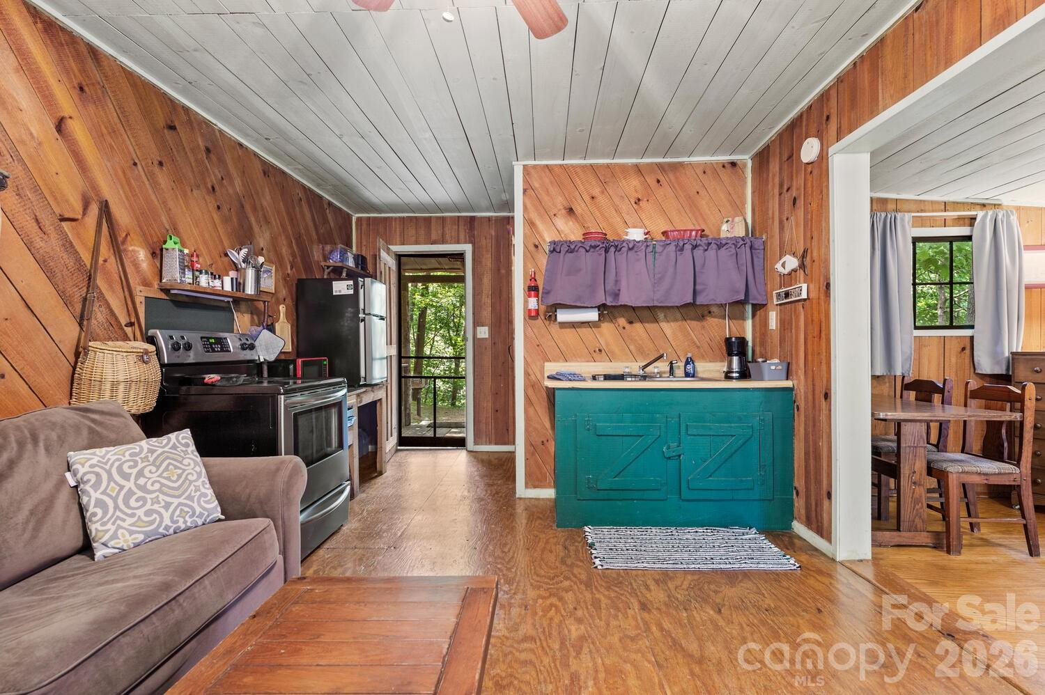 264 Rebel Drive - Photo 3