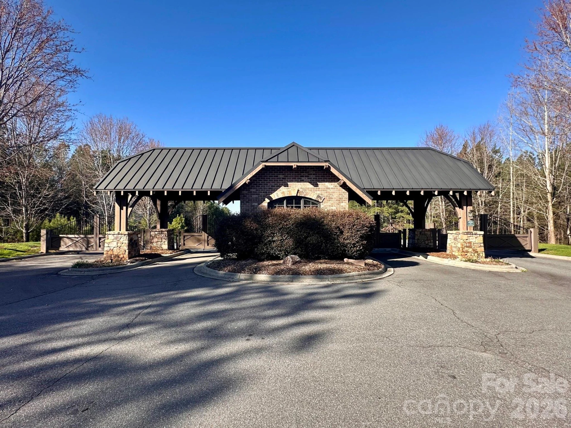 206 Settings Boulevard - Photo 5