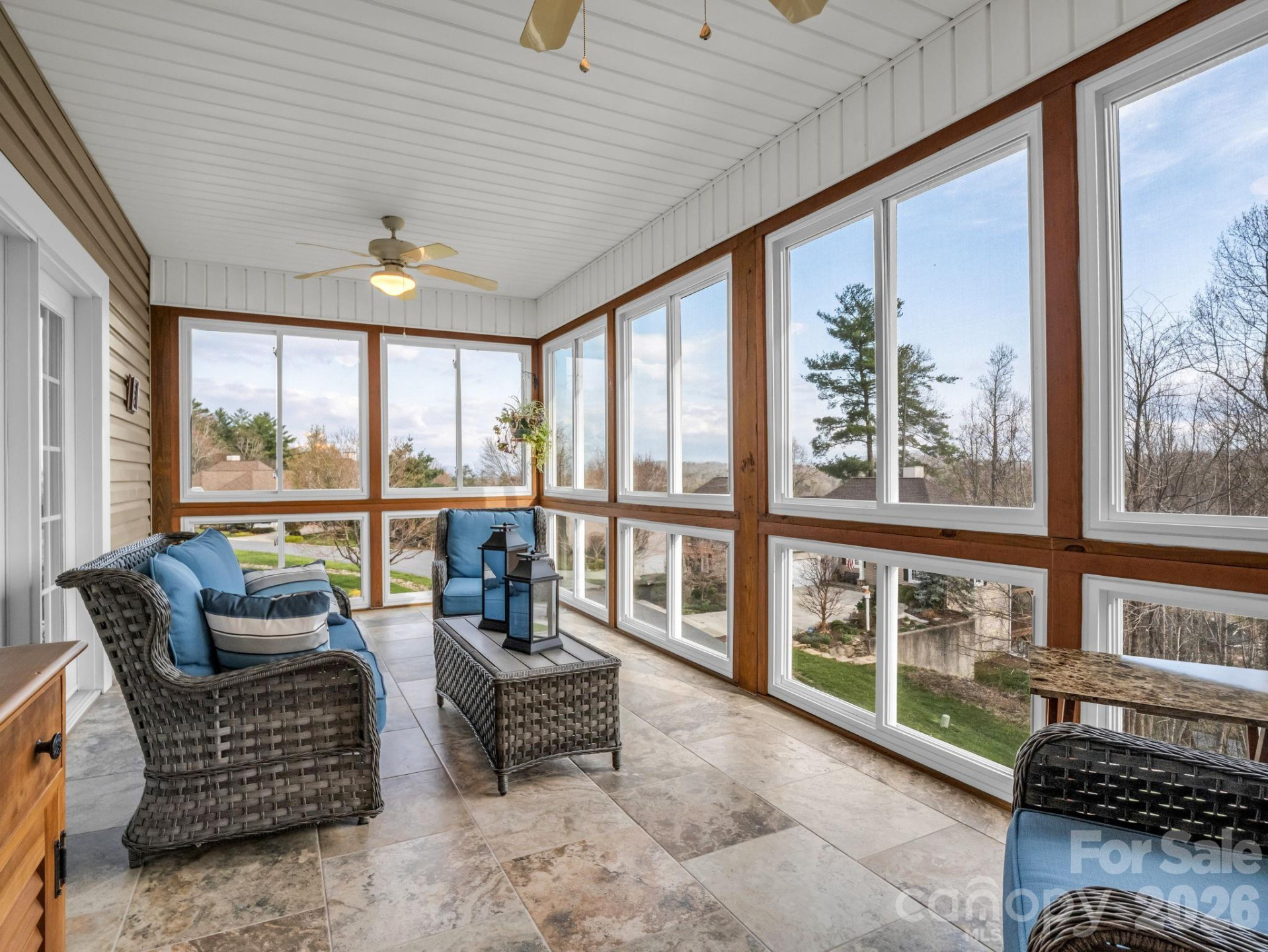 29 Spring Heights Court - Photo 8