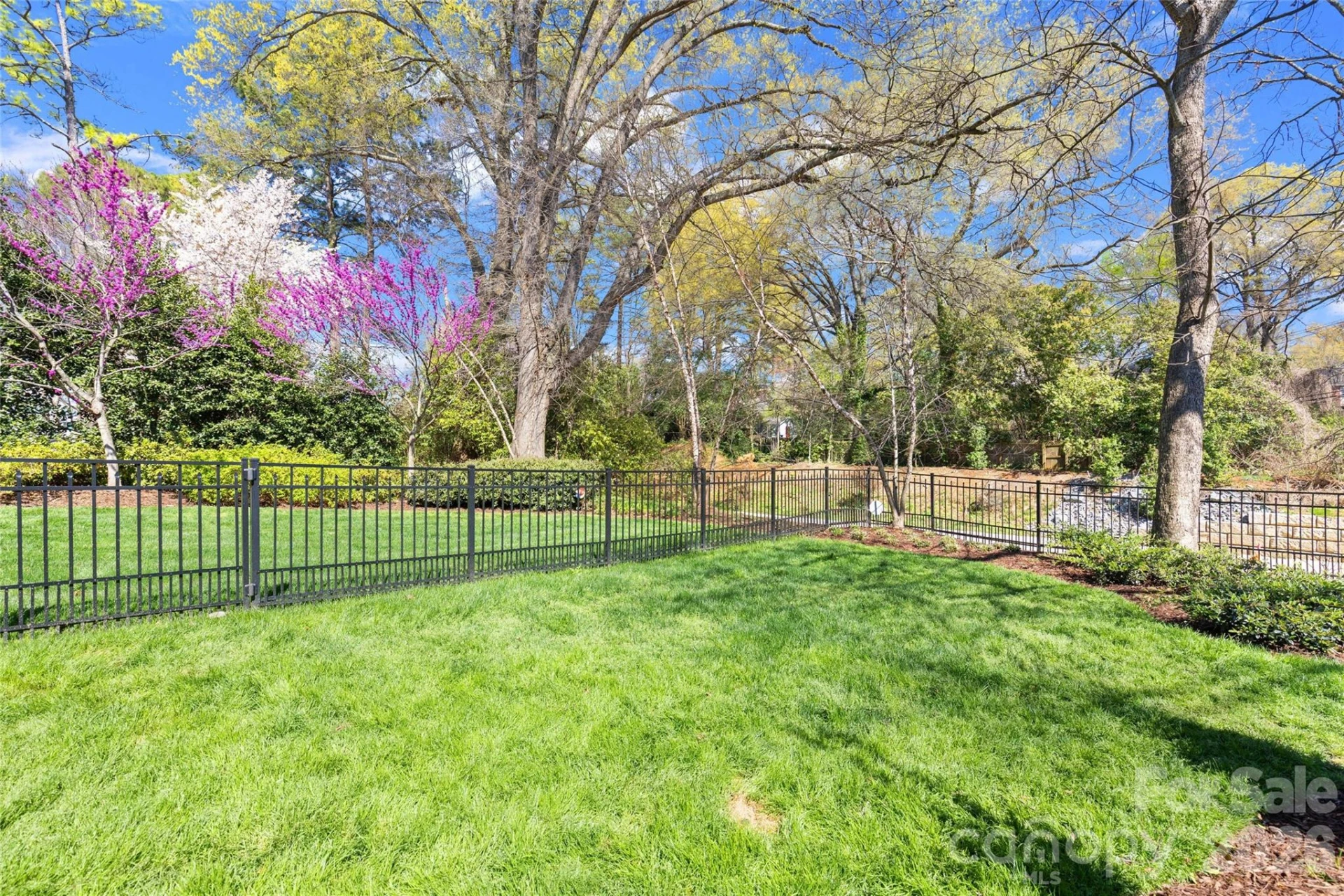 1624 Lombardy Circle - Photo 15