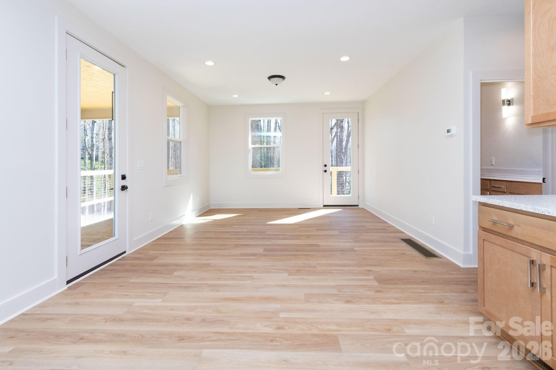 137 Arbutus Trail - Photo 6
