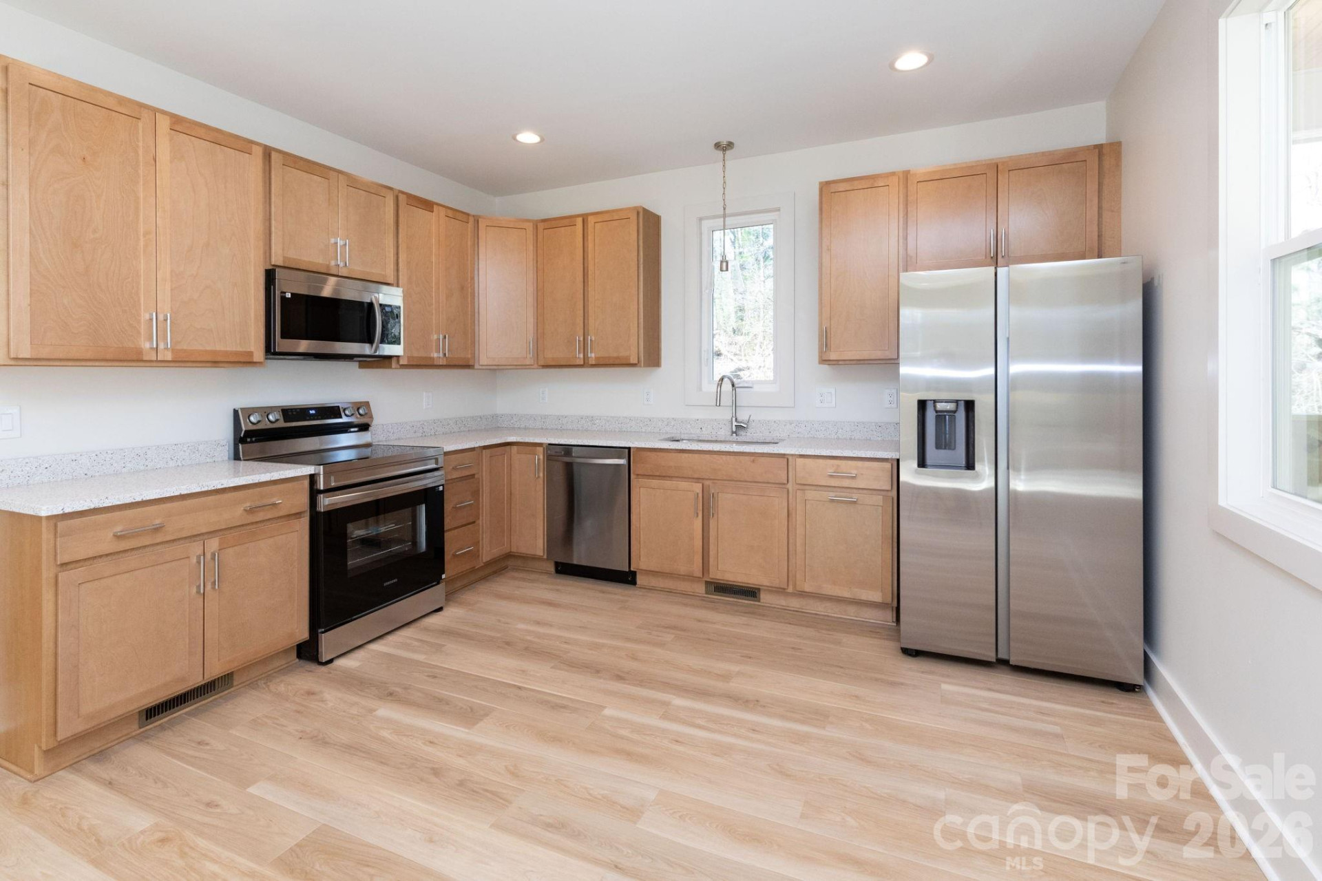 137 Arbutus Trail - Photo 8