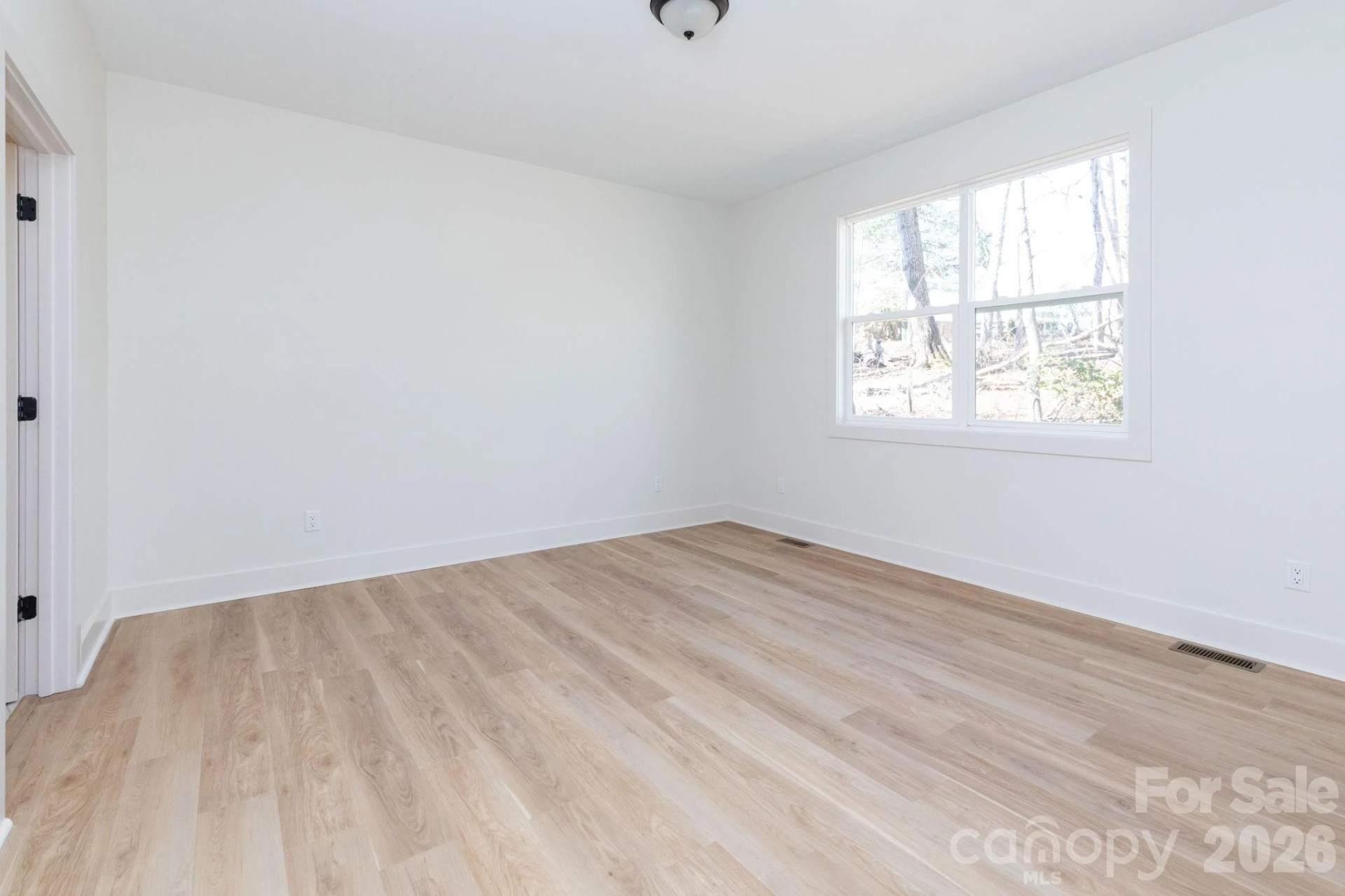 137 Arbutus Trail - Photo 11
