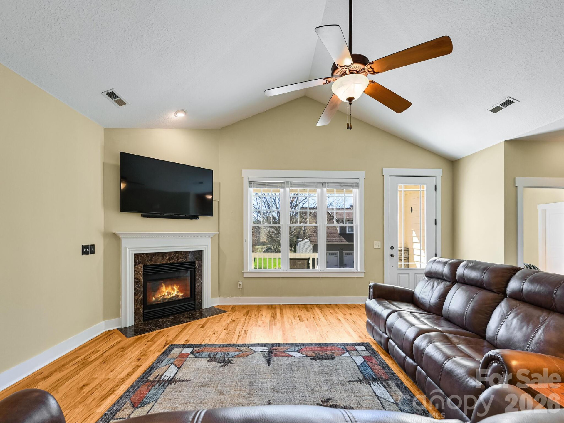 24 Creekside View Drive - Photo 3