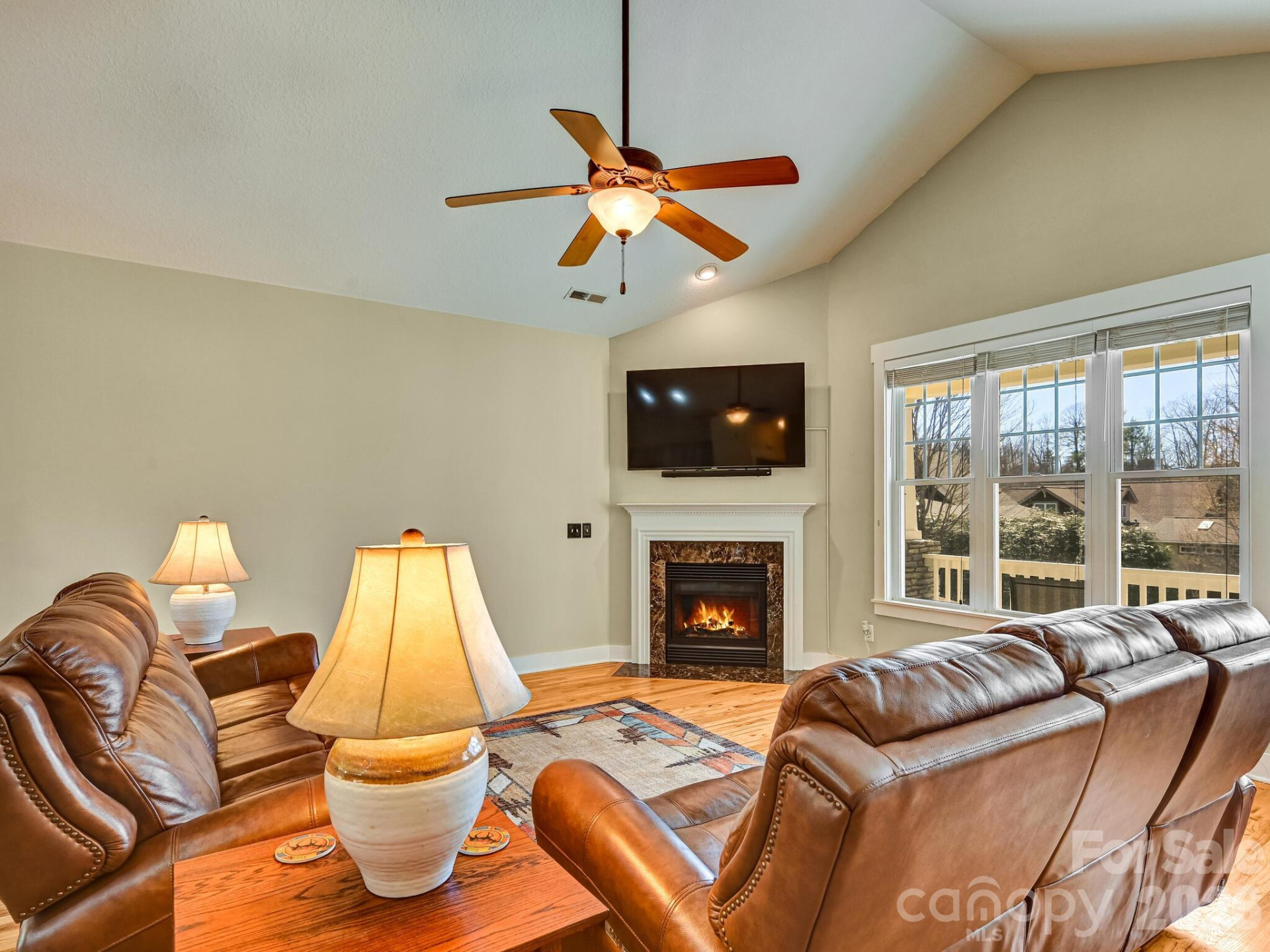 24 Creekside View Drive - Photo 4