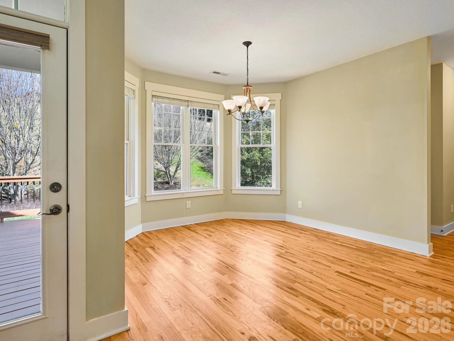 24 Creekside View Drive - Photo 10