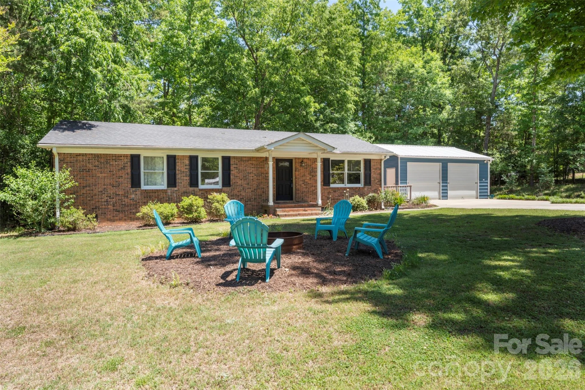 1122 Pine Knot Court