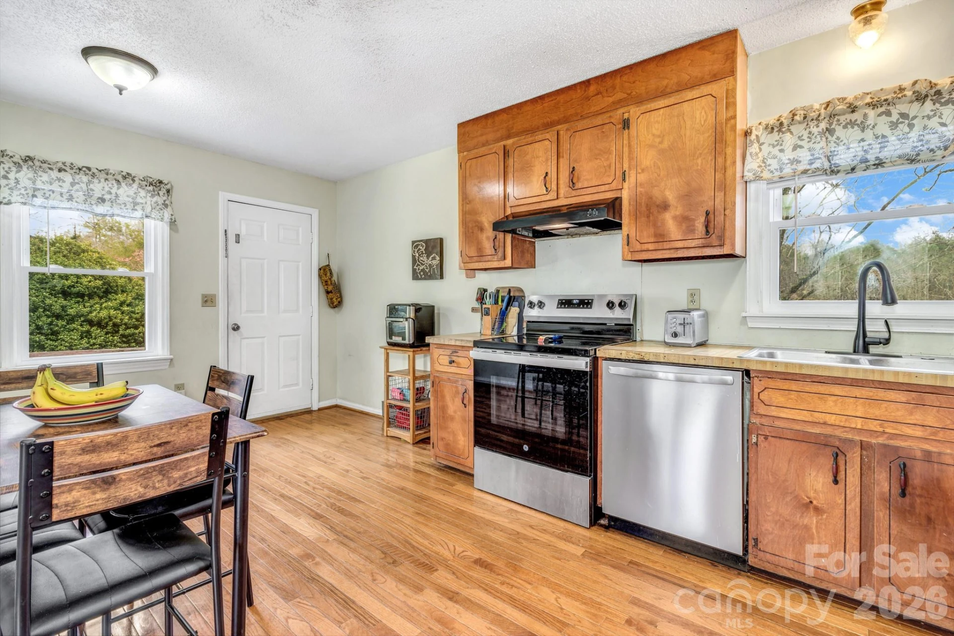 251 Reid Street - Photo 3