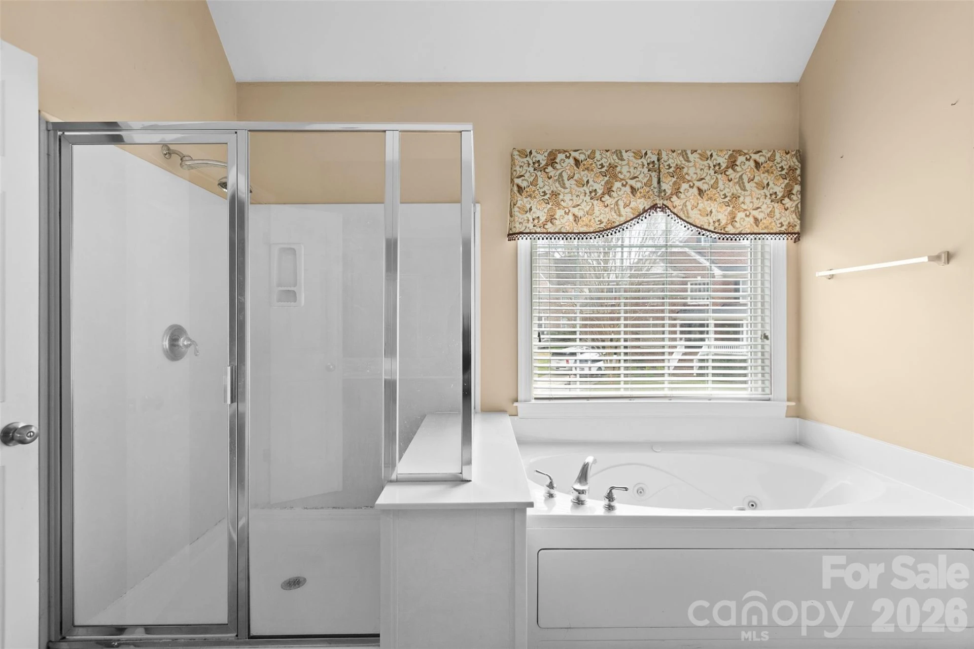 9333 Standerwick Lane - Photo 33
