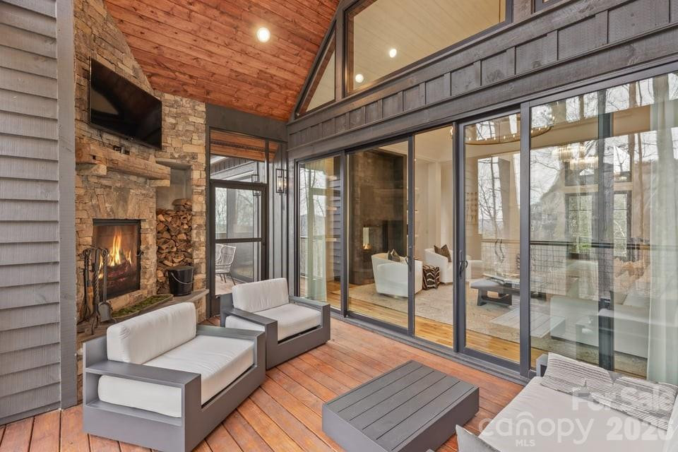 692 Lost Trail - Photo 10