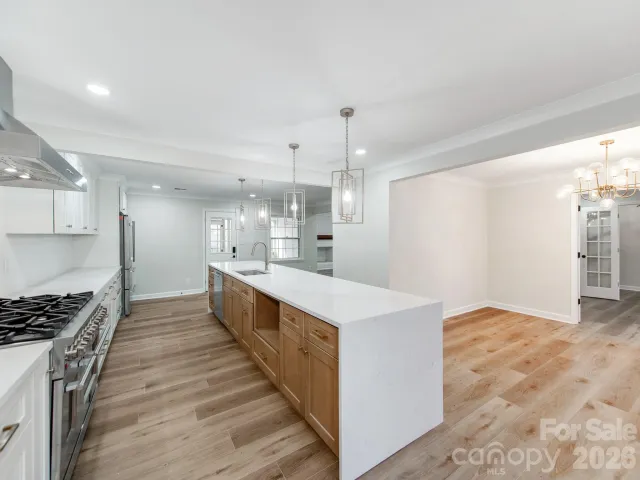 1632 Burtonwood Circle