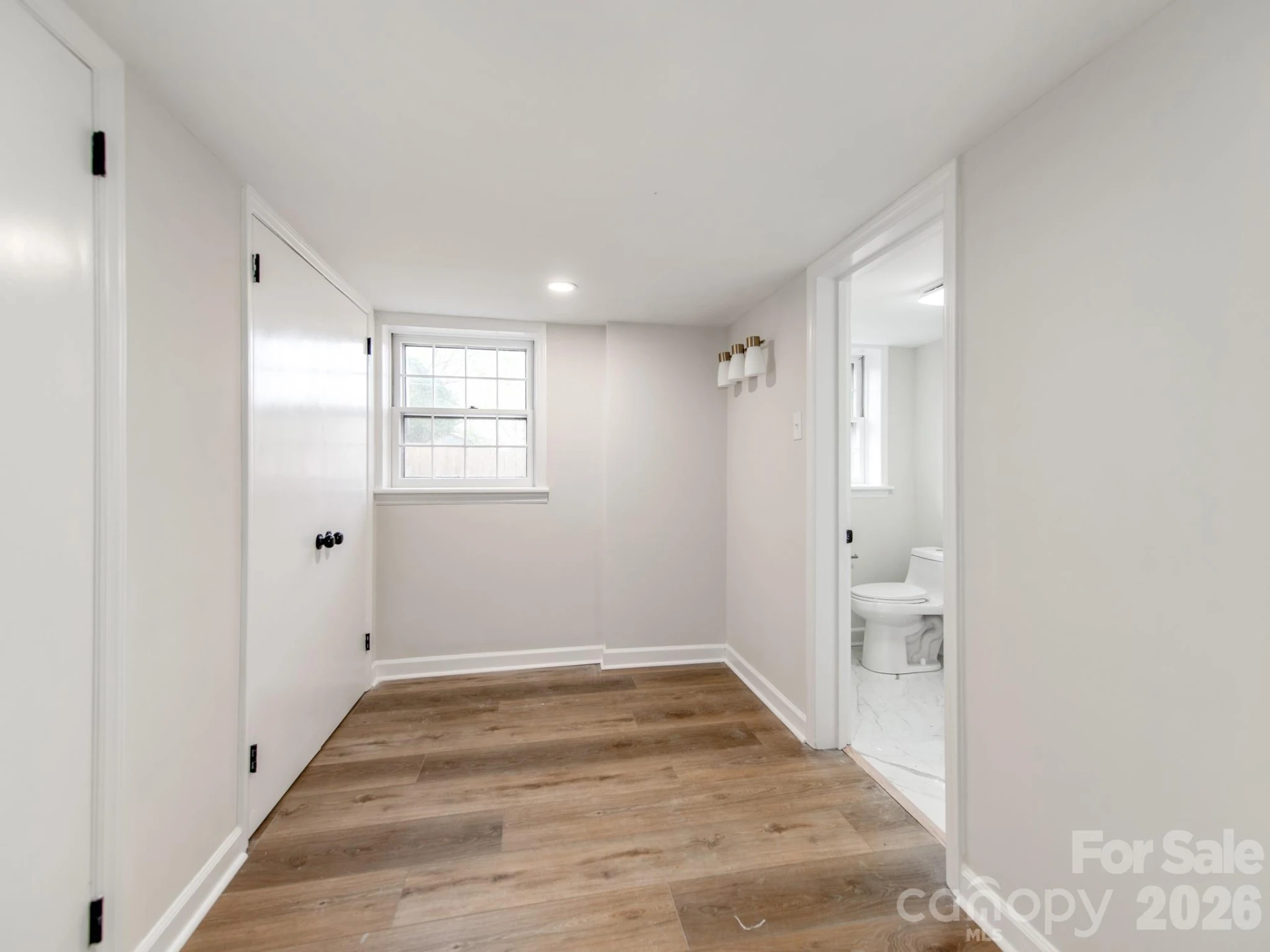 1632 Burtonwood Circle - Photo 32