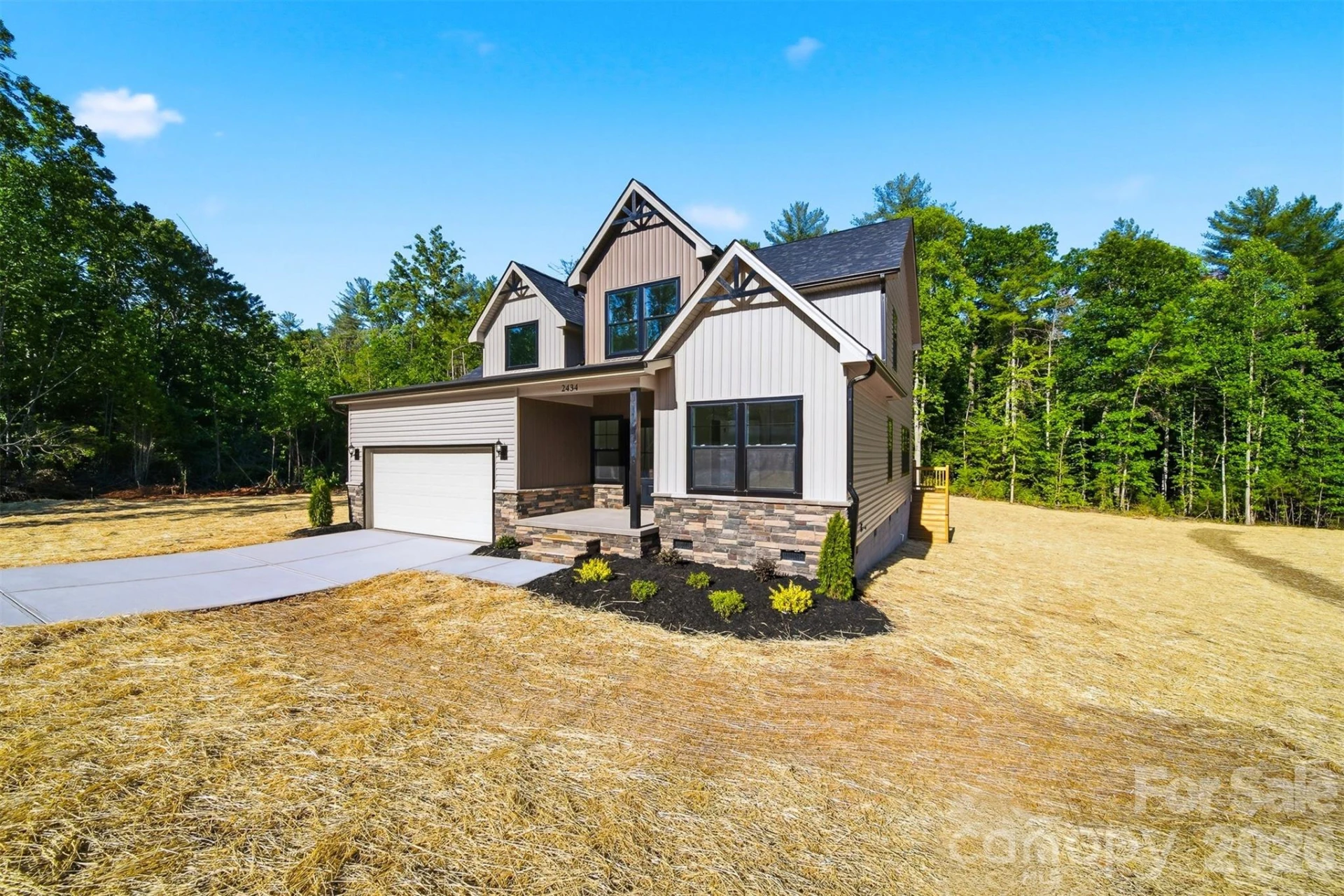 2434 Kimberly Avenue - Photo 2