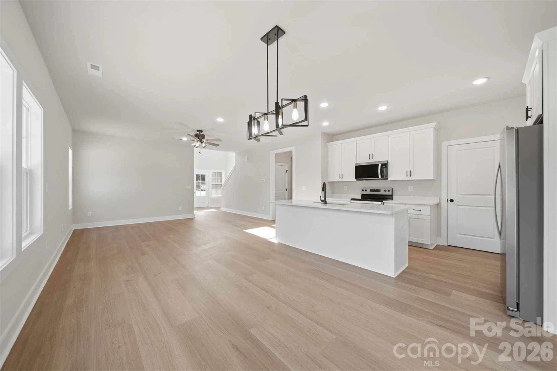 2434 Kimberly Avenue - Photo 11