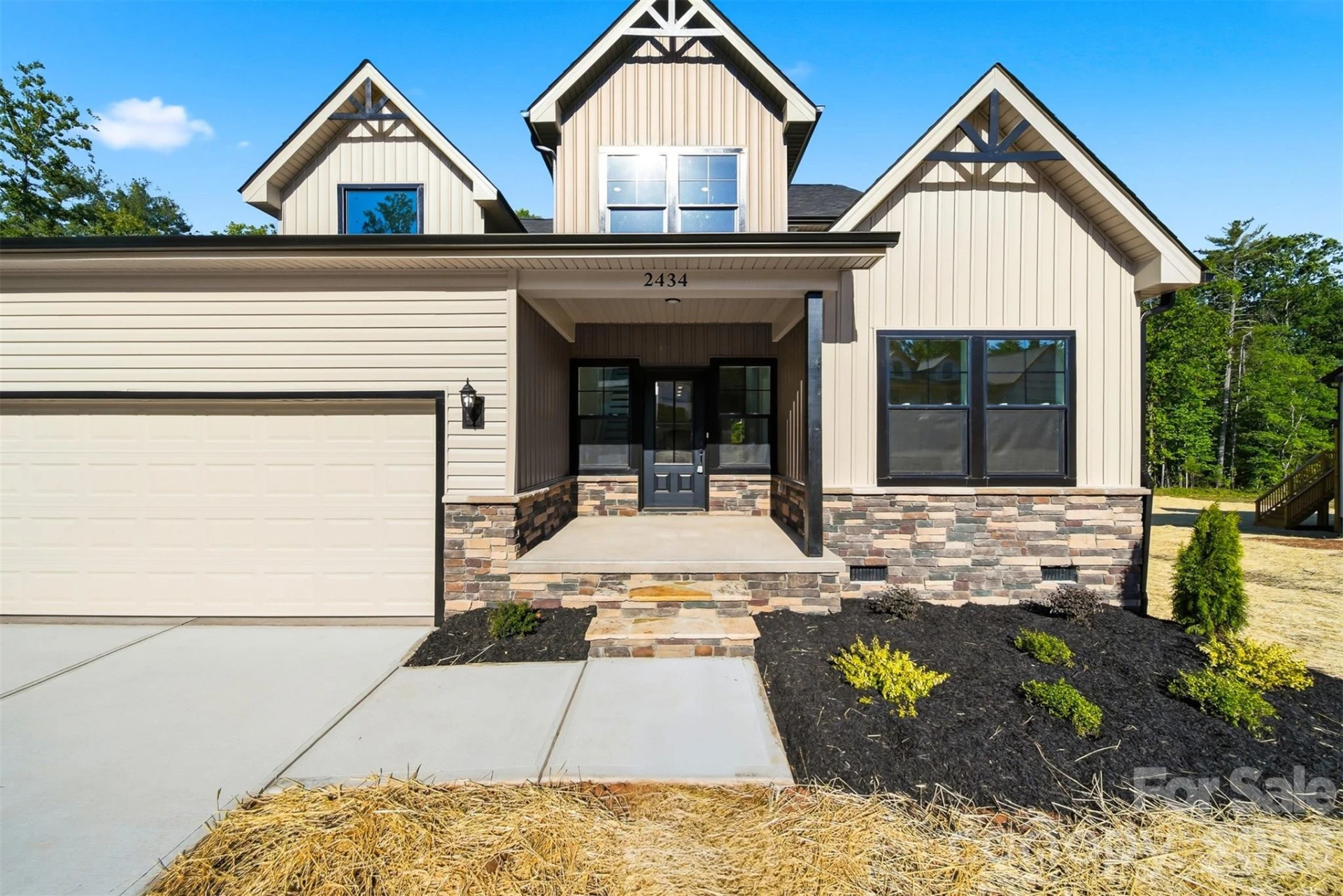 2434 Kimberly Avenue - Photo 3