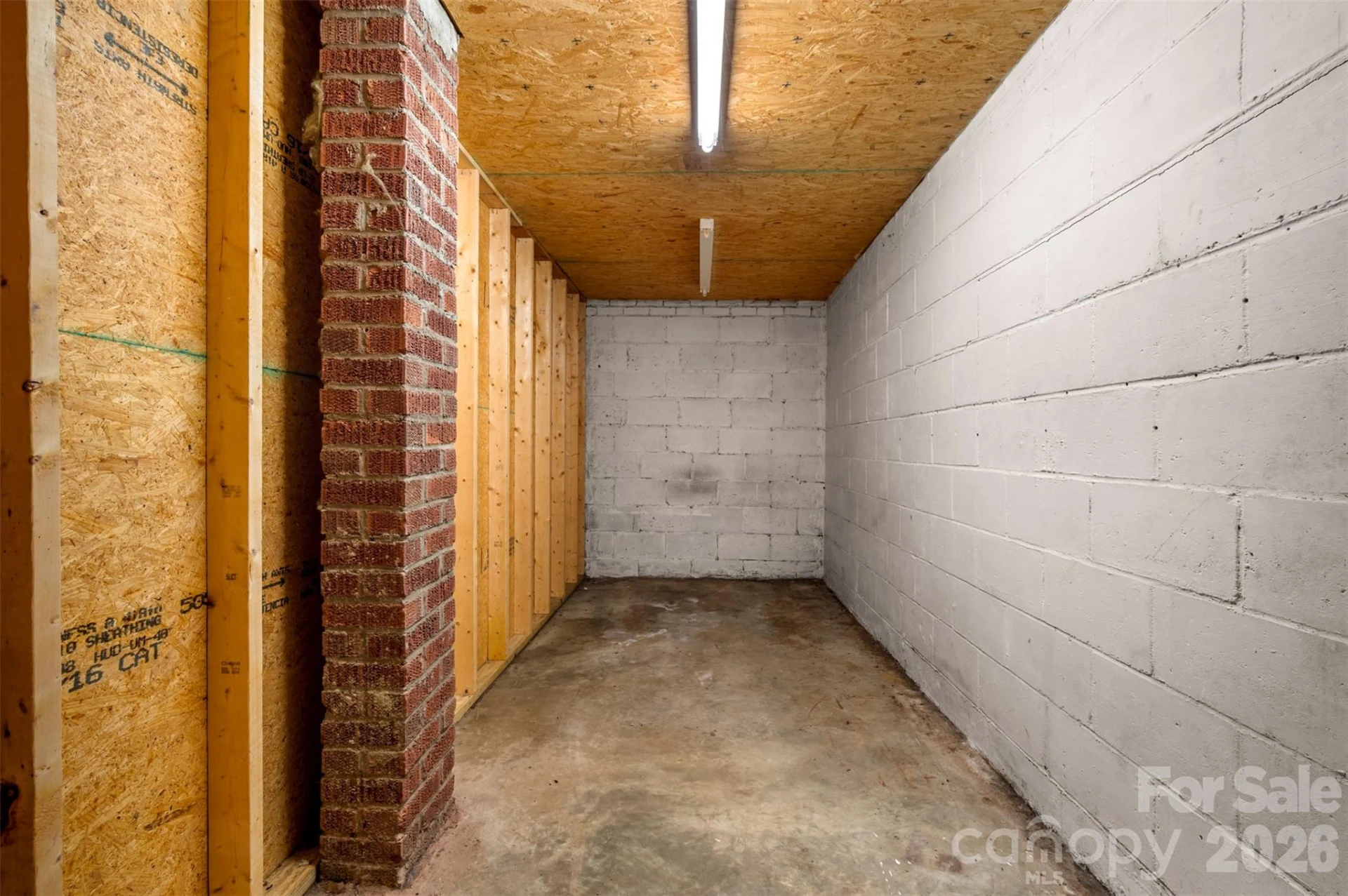 411 Arlington Street - Photo 40