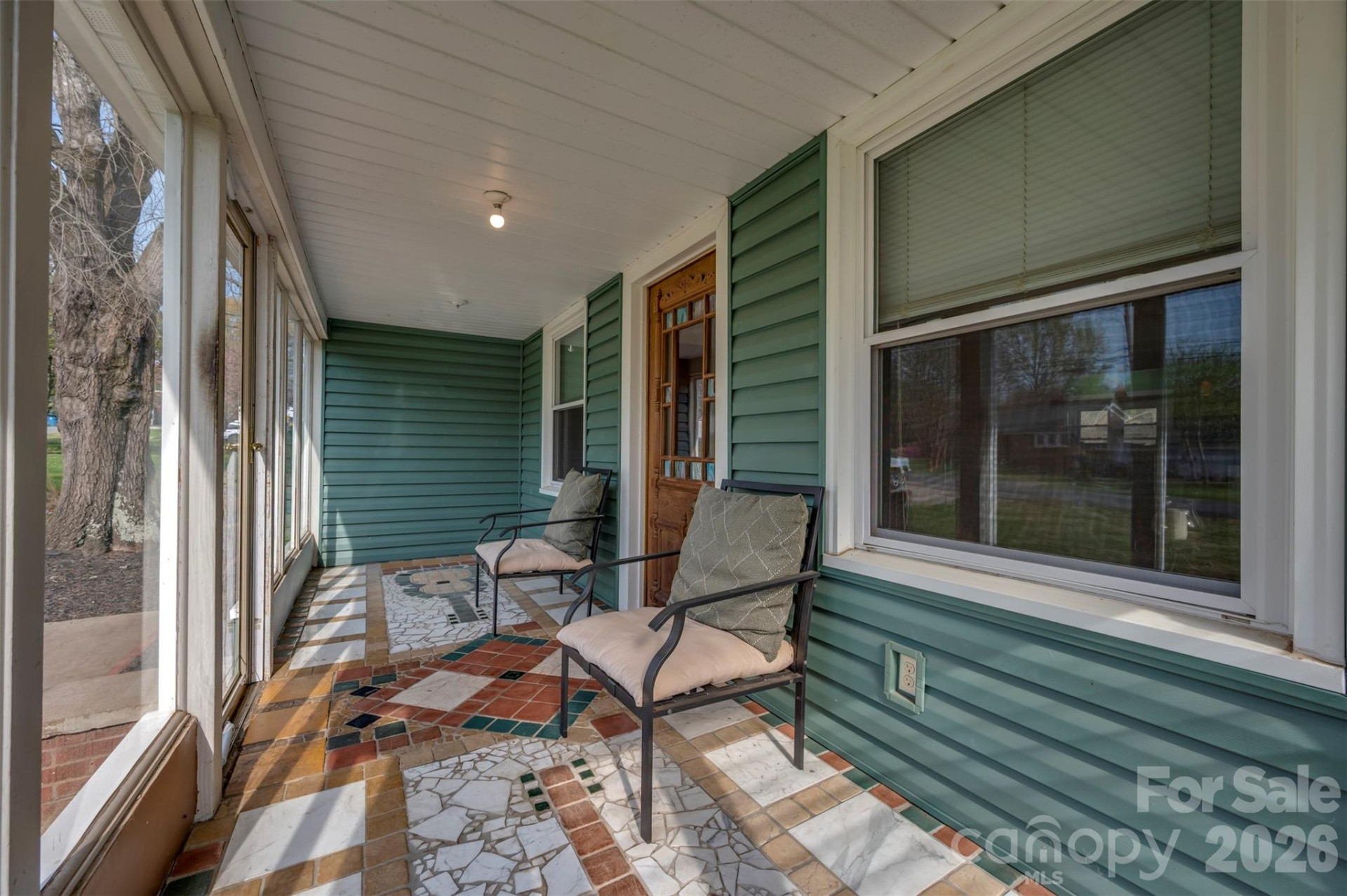 411 Arlington Street - Photo 8