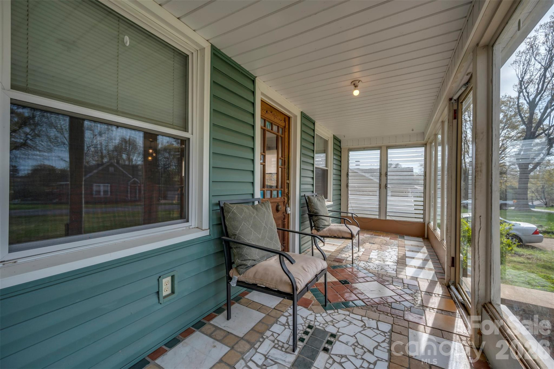 411 Arlington Street - Photo 10