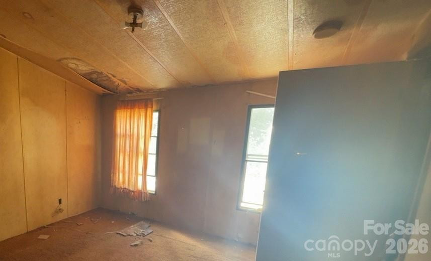 637 Clearview Drive - Photo 5