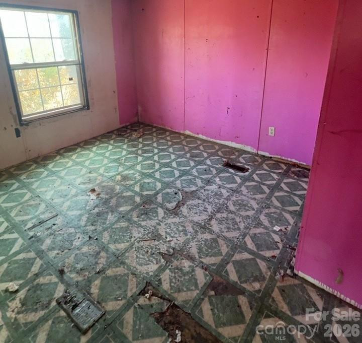 637 Clearview Drive - Photo 6