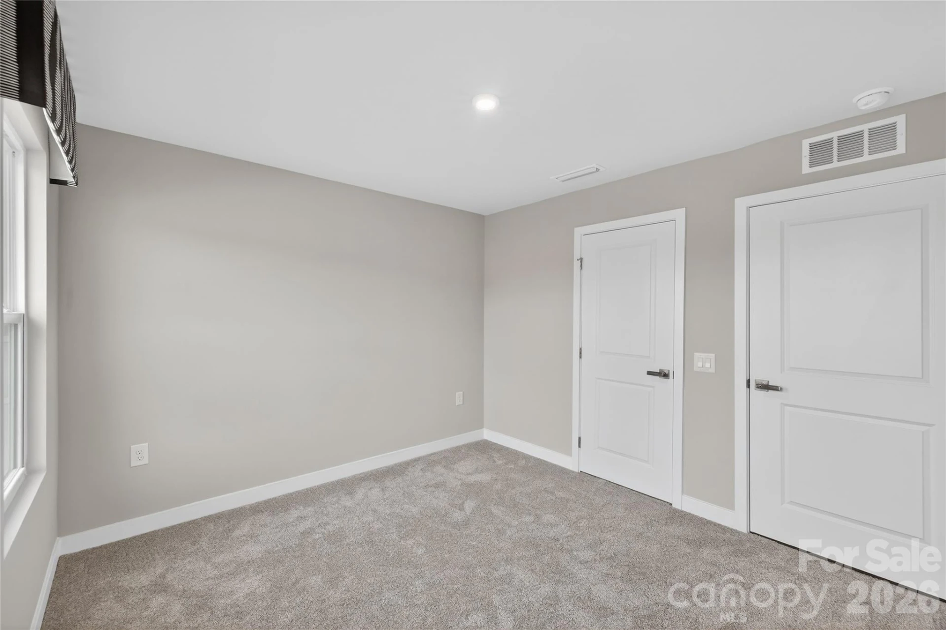609 Nesbe Street - Photo 14