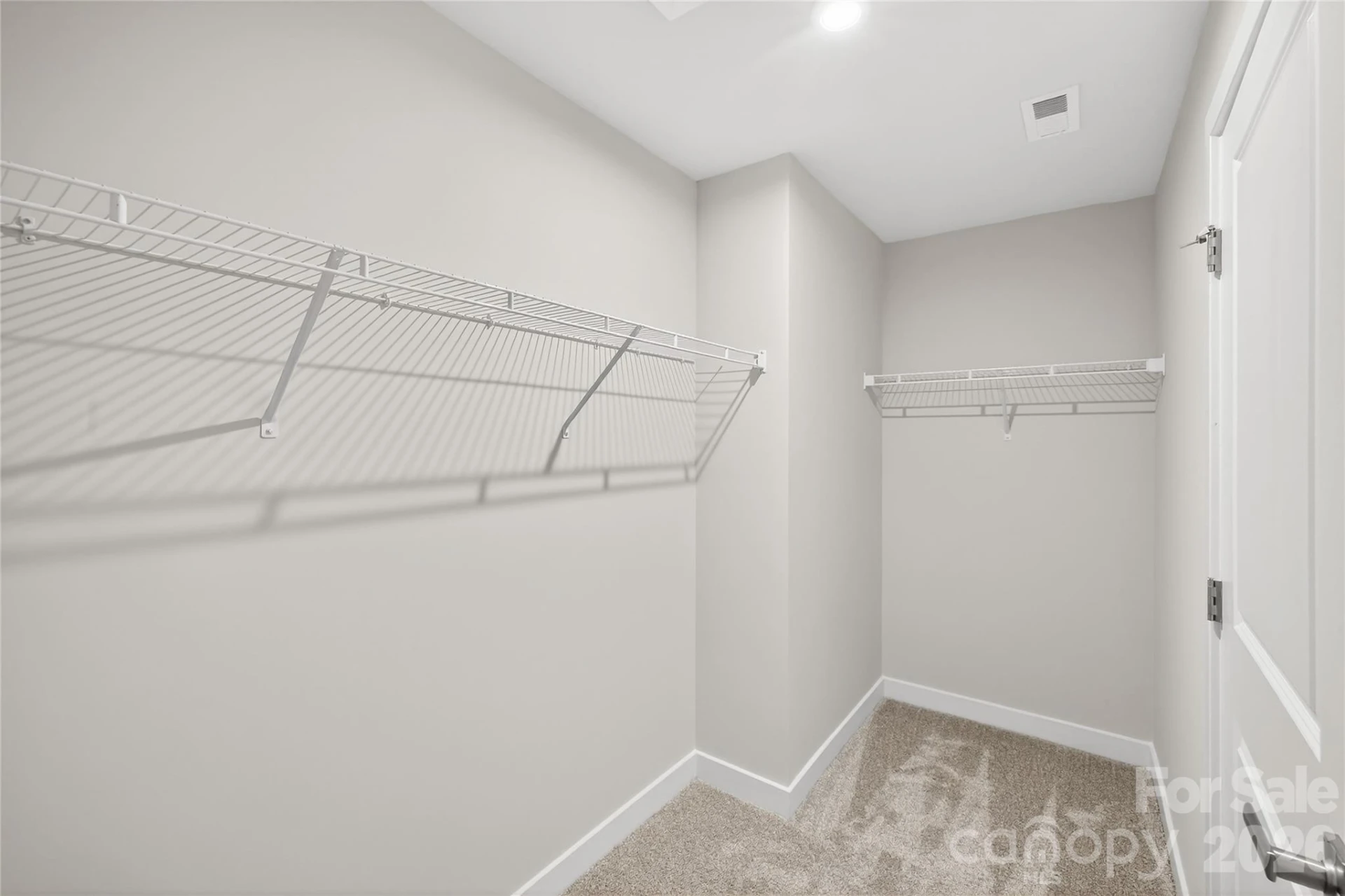 609 Nesbe Street - Photo 22