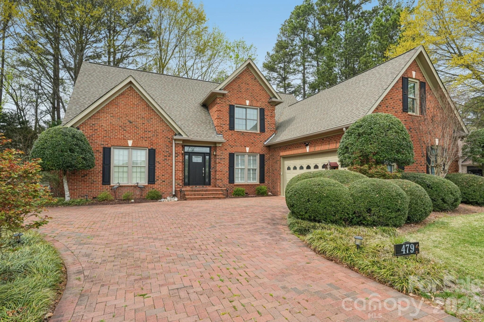 479 Club Drive - Photo 2
