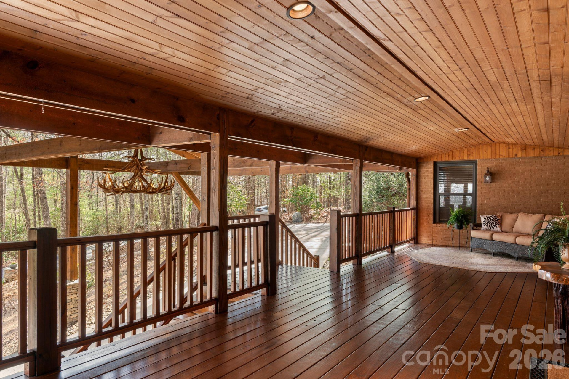 98 Scarlett Drive - Photo 3