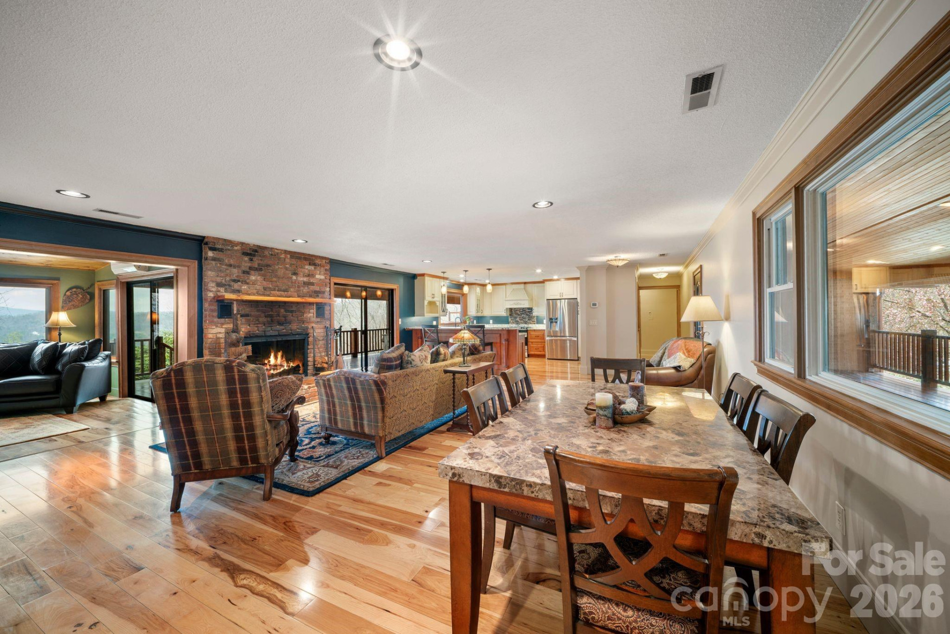 98 Scarlett Drive - Photo 9