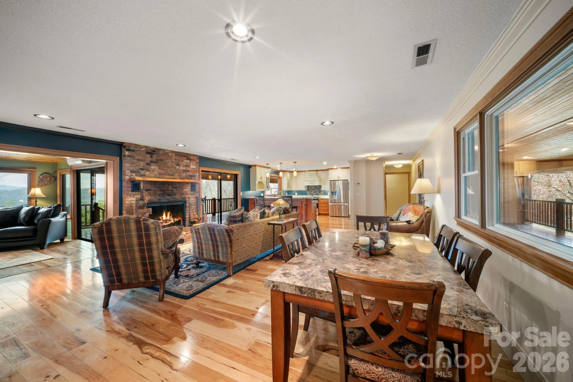 98 Scarlett Drive - Photo 9