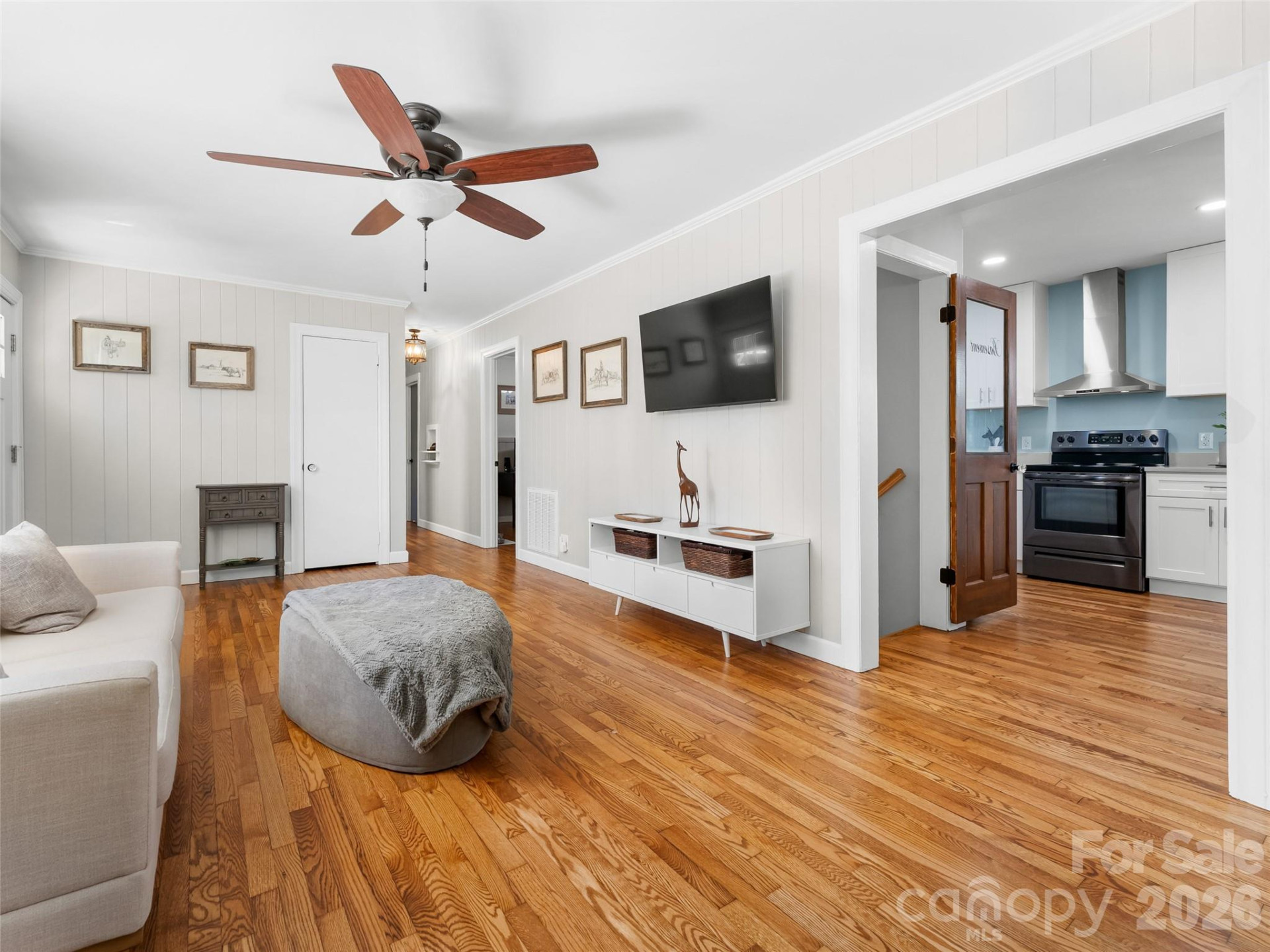 625 Lenox Place - Photo 4