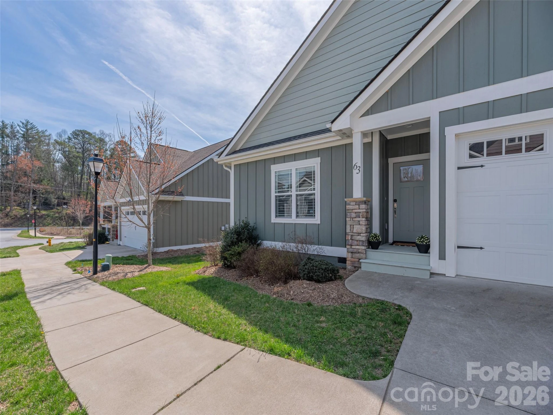 63 Leyland Circle - Photo 3