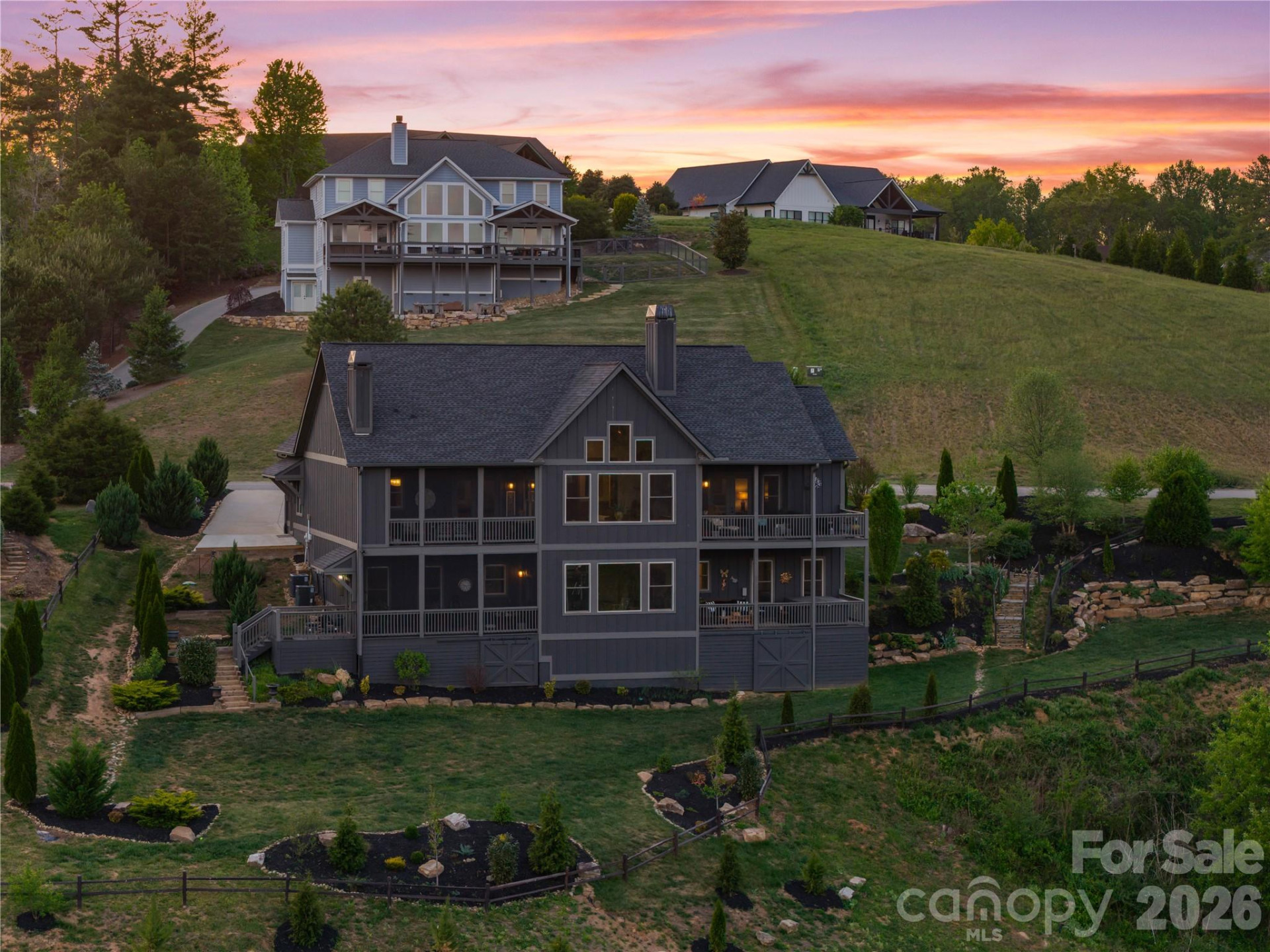 28 Gracie Lane - Photo 3