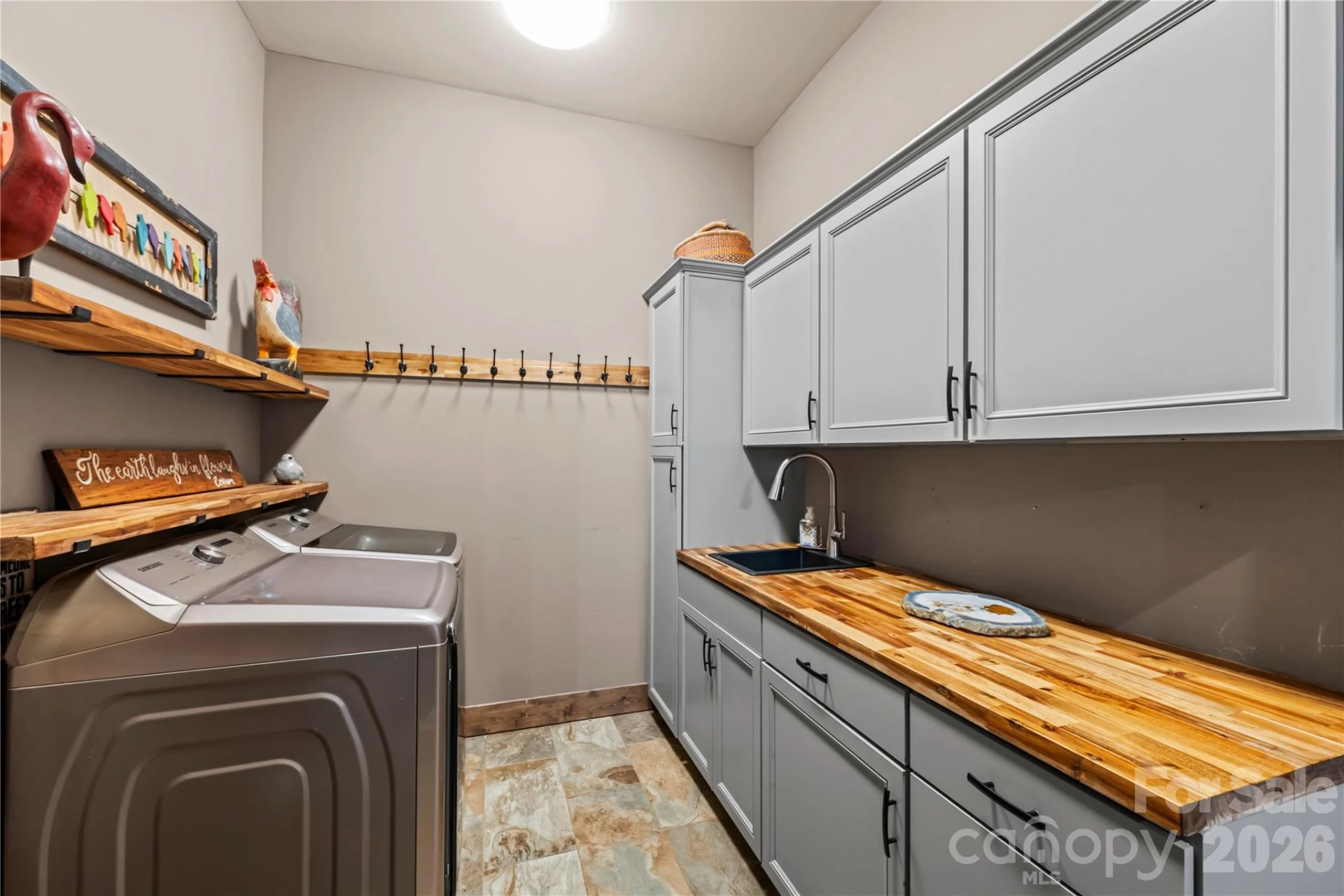 28 Gracie Lane - Photo 26