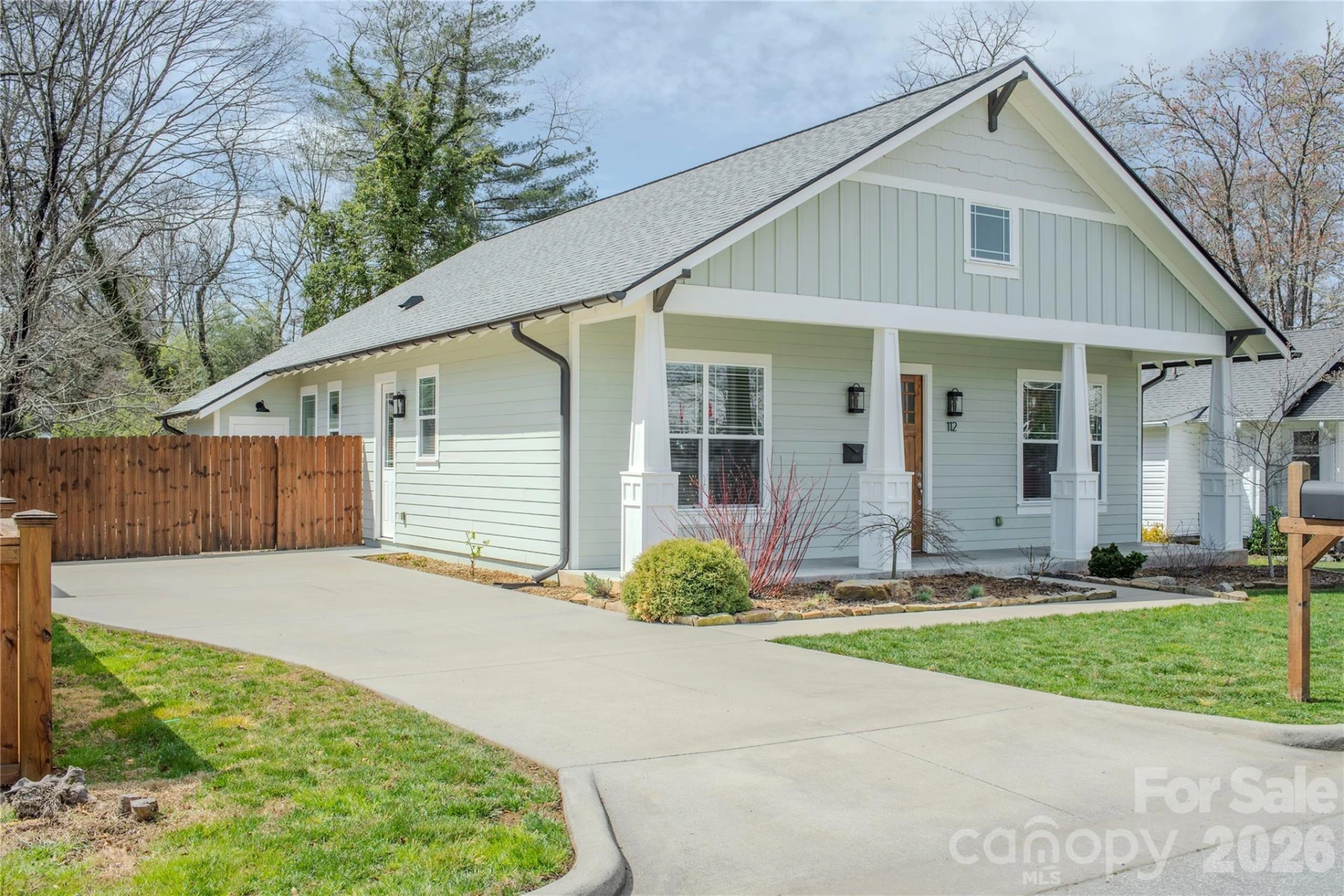 112 Jordan Street - Photo 2