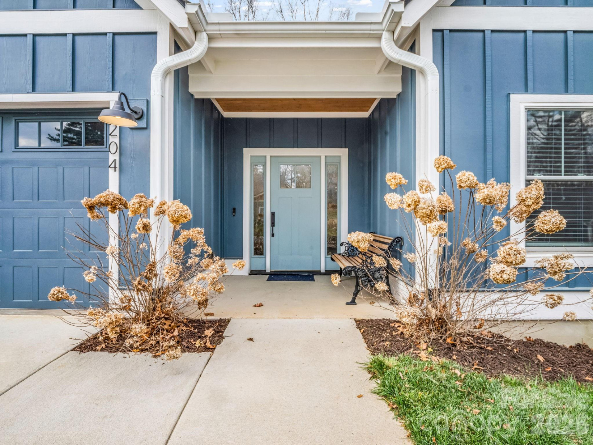 204 Weybridge Drive - Photo 7