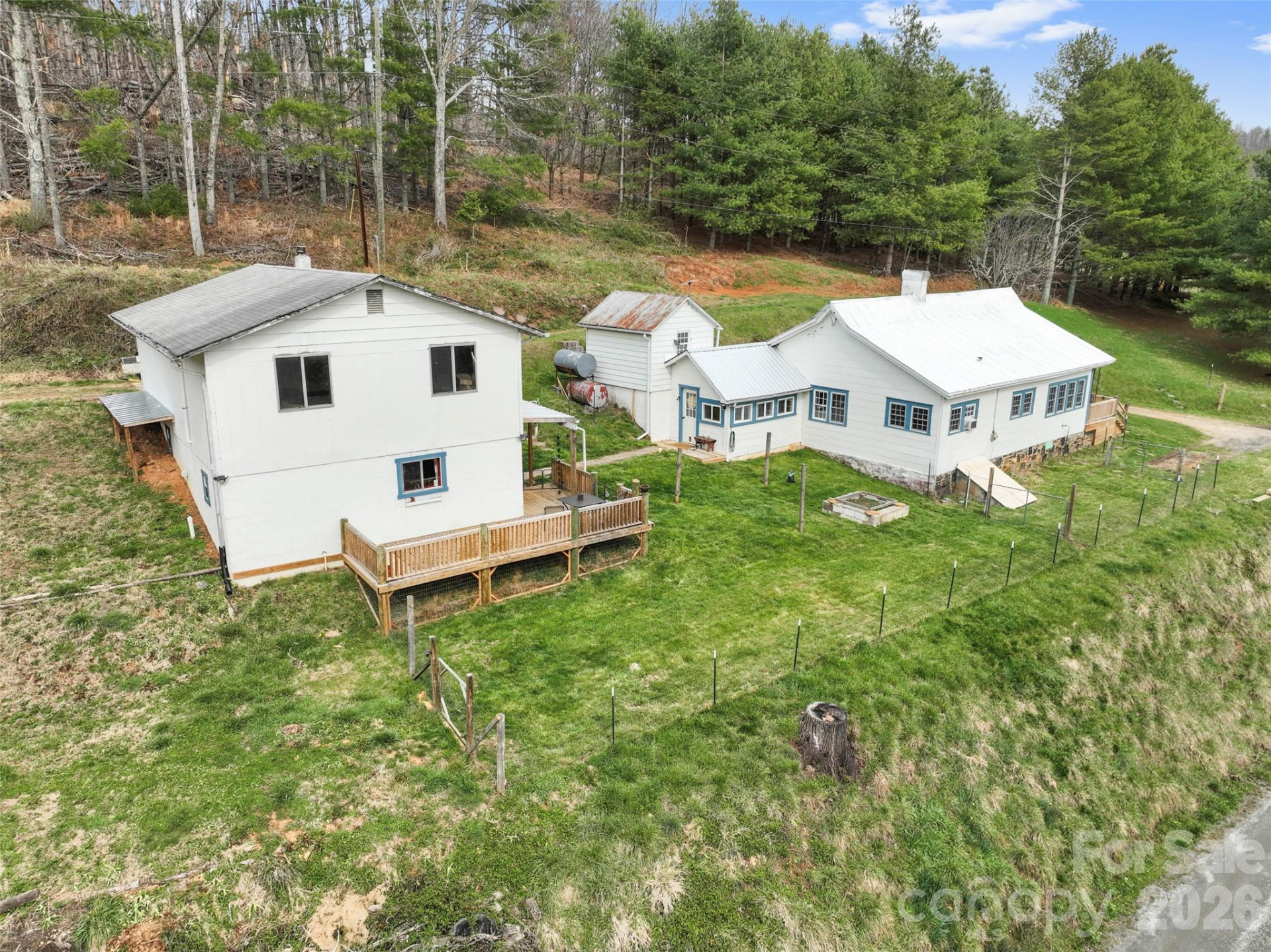 138 Robert Phillips Road