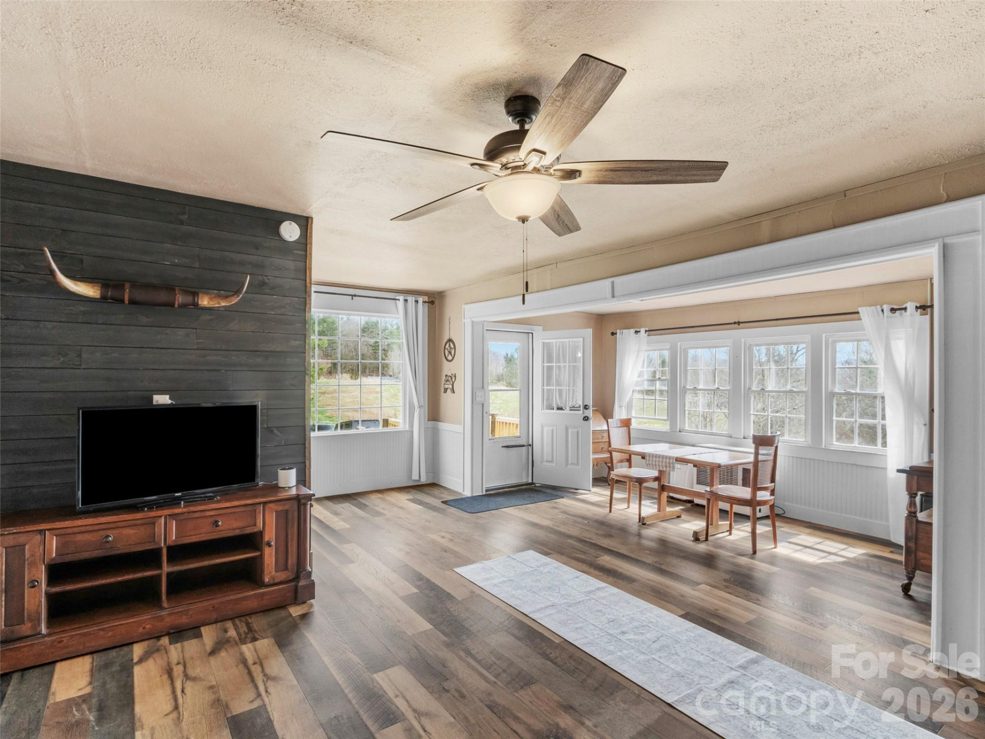 138 Robert Phillips Road - Photo 5