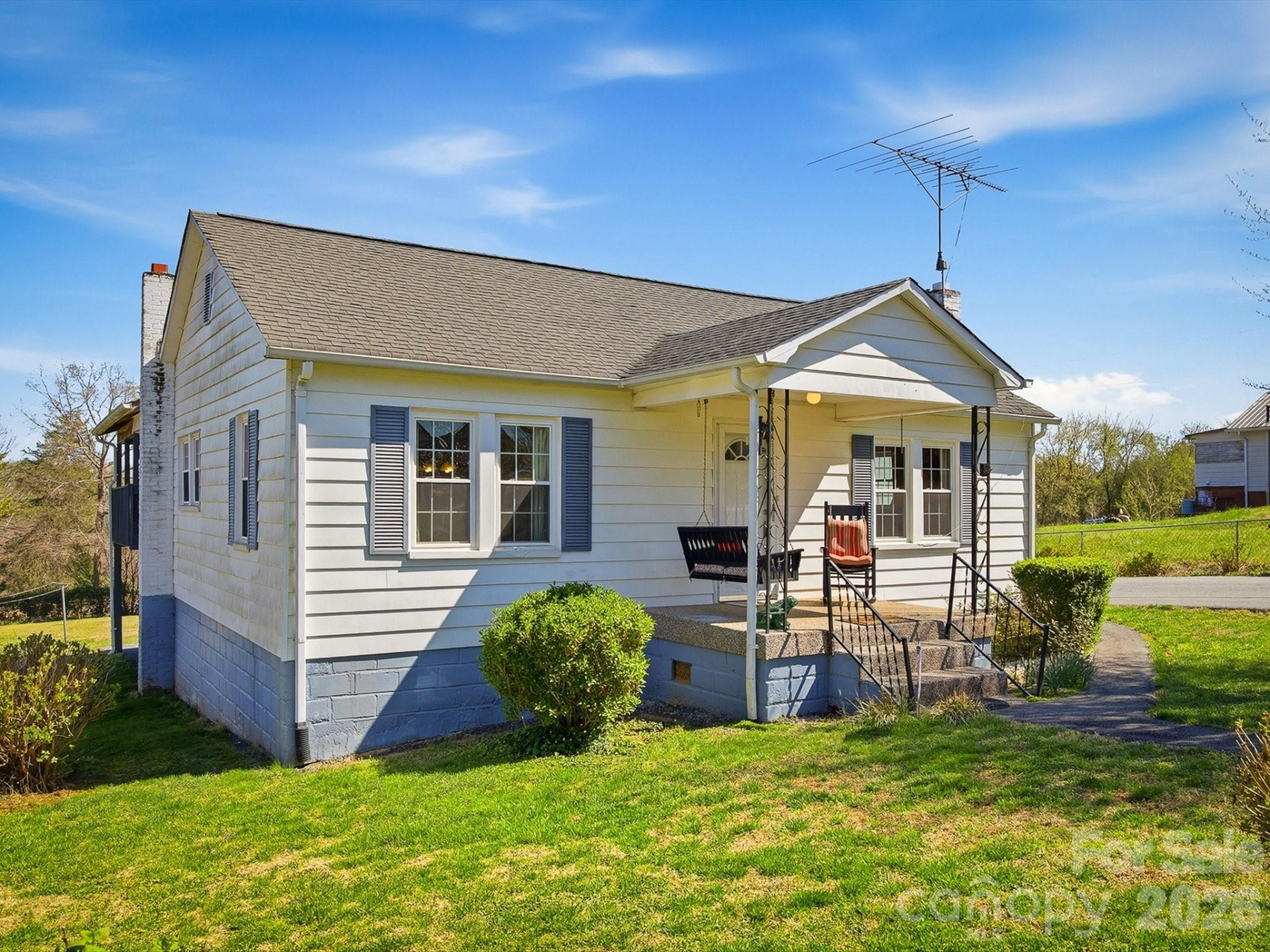 3560 Hartland Road - Photo 2